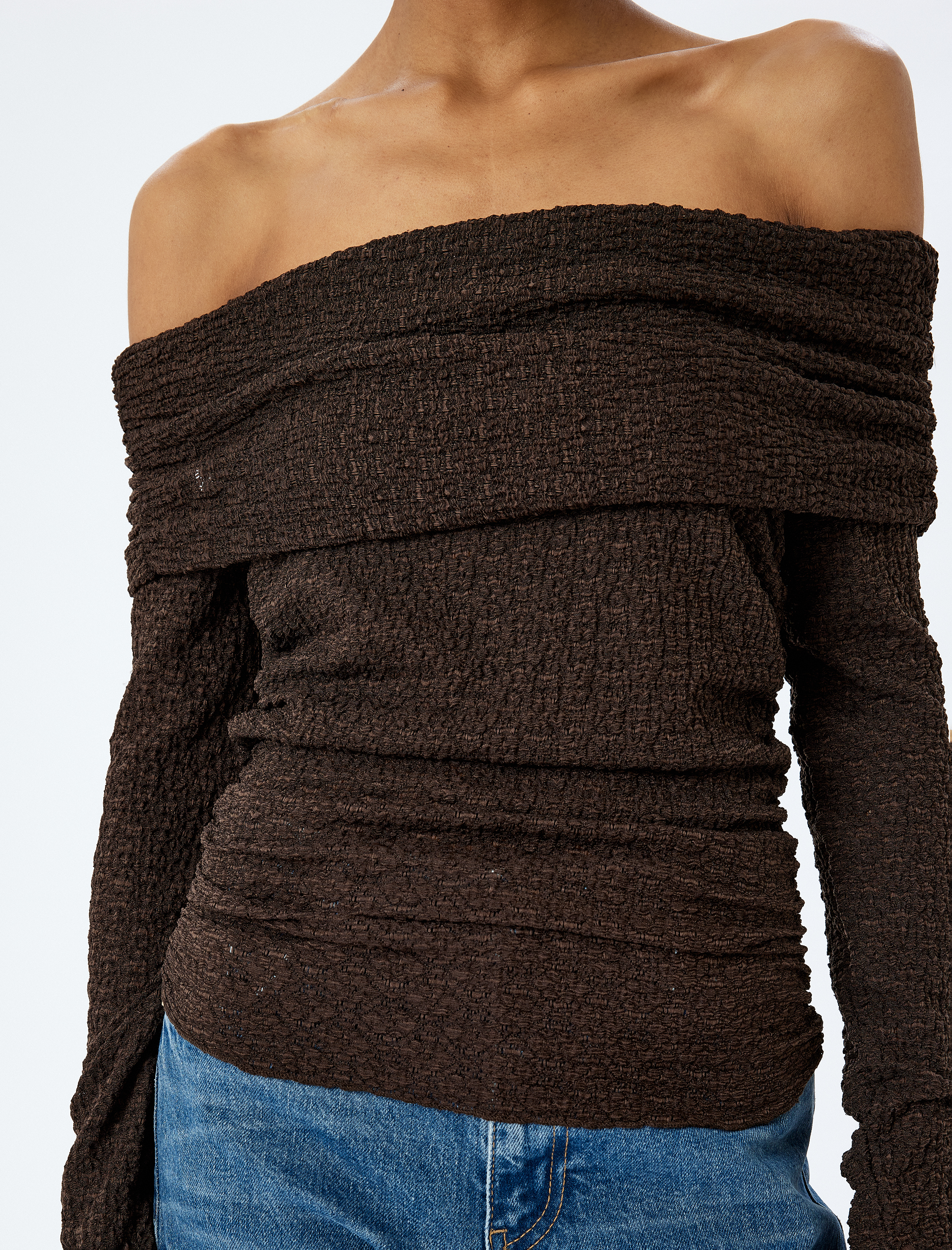   Dantel Detaylı Uzun Kollu Omzu Açık Slim Fit Tişört