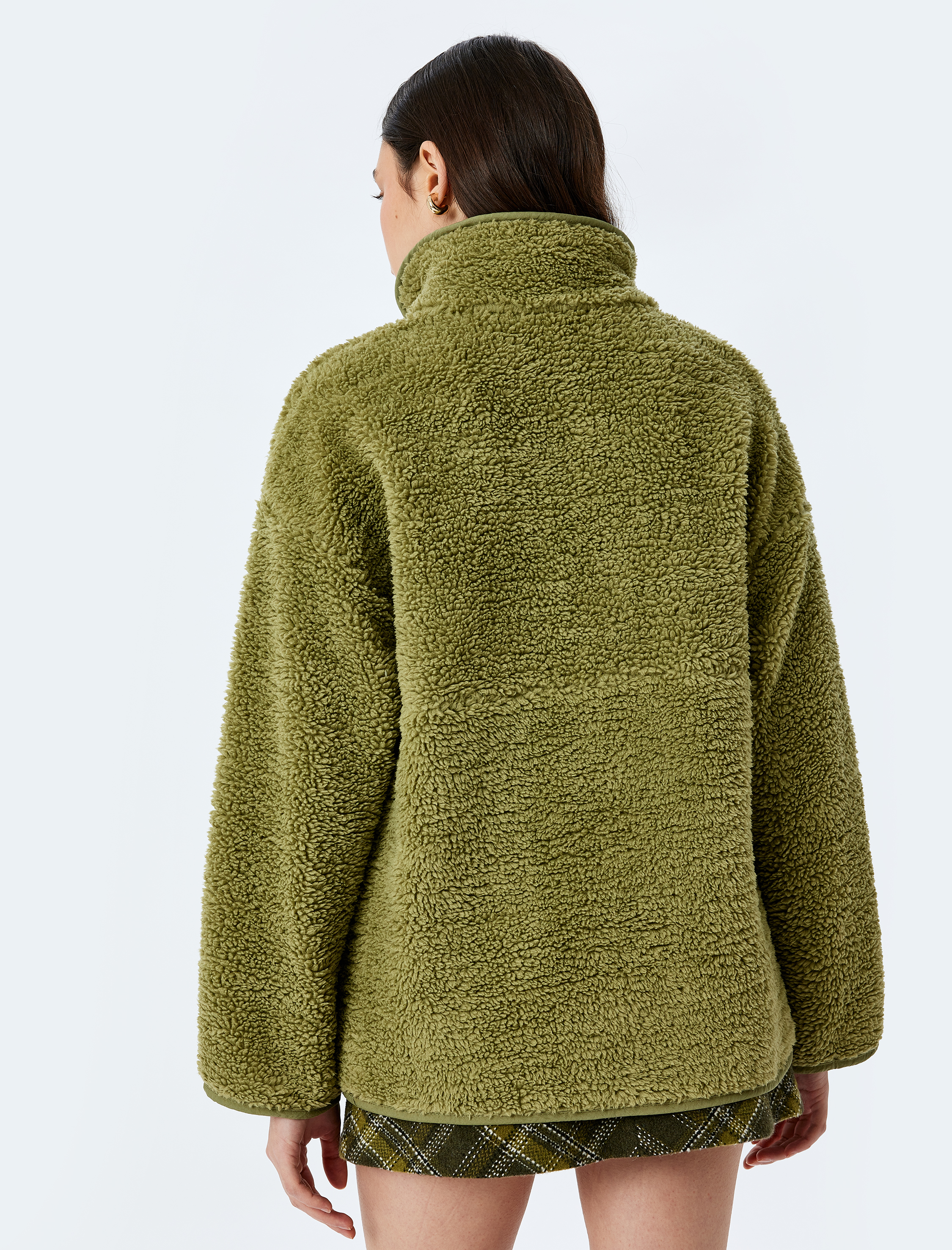   Dik Yaka Fermuarlı Cep Detaylı Peluş Oversize Sweatshirt