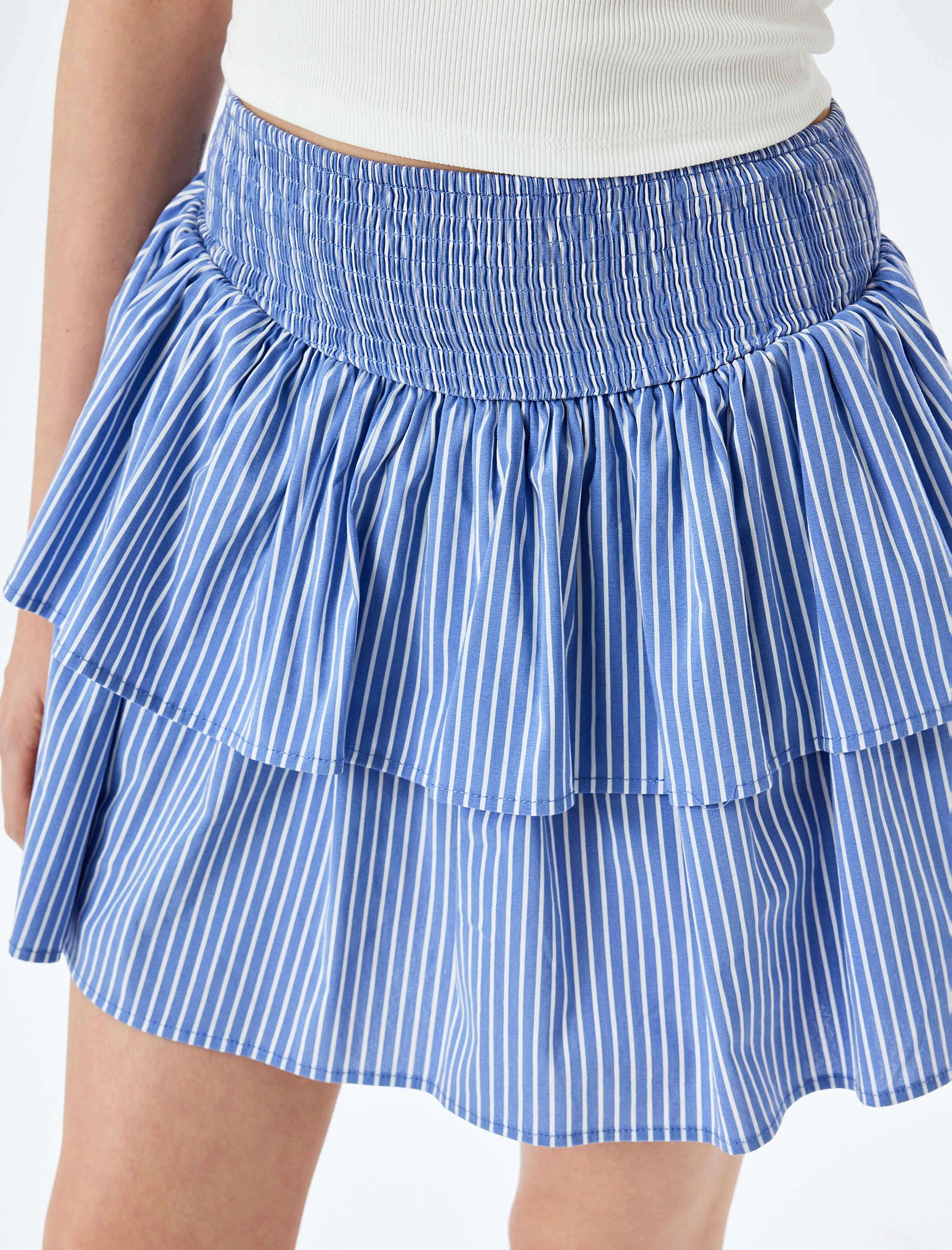   Gipeli Volanlı Katlı Çizgili Mini Etek