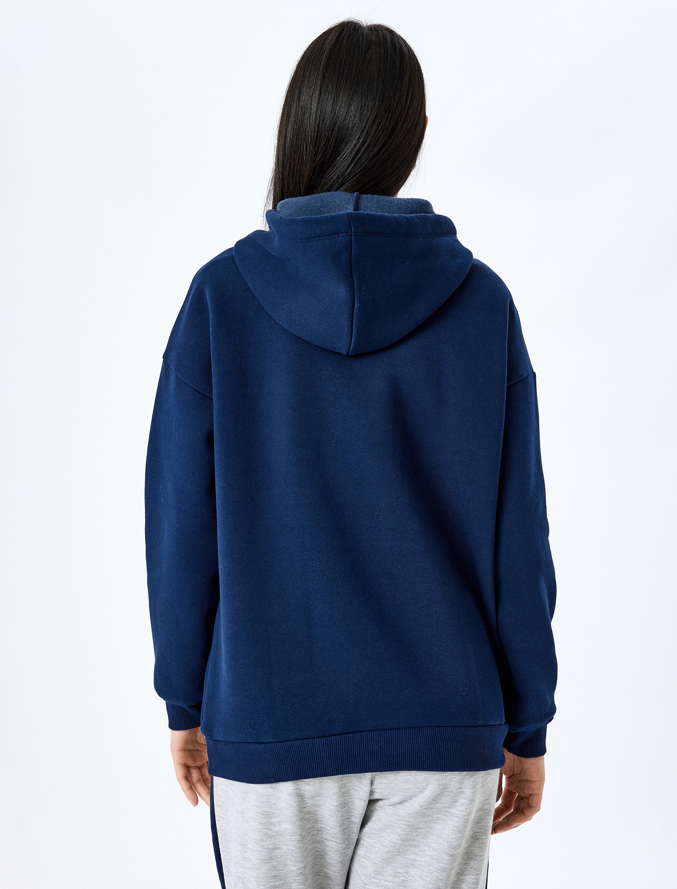  Şardonlu Kapüşonlu Kolej Baskılı Oversize Sweatshirt