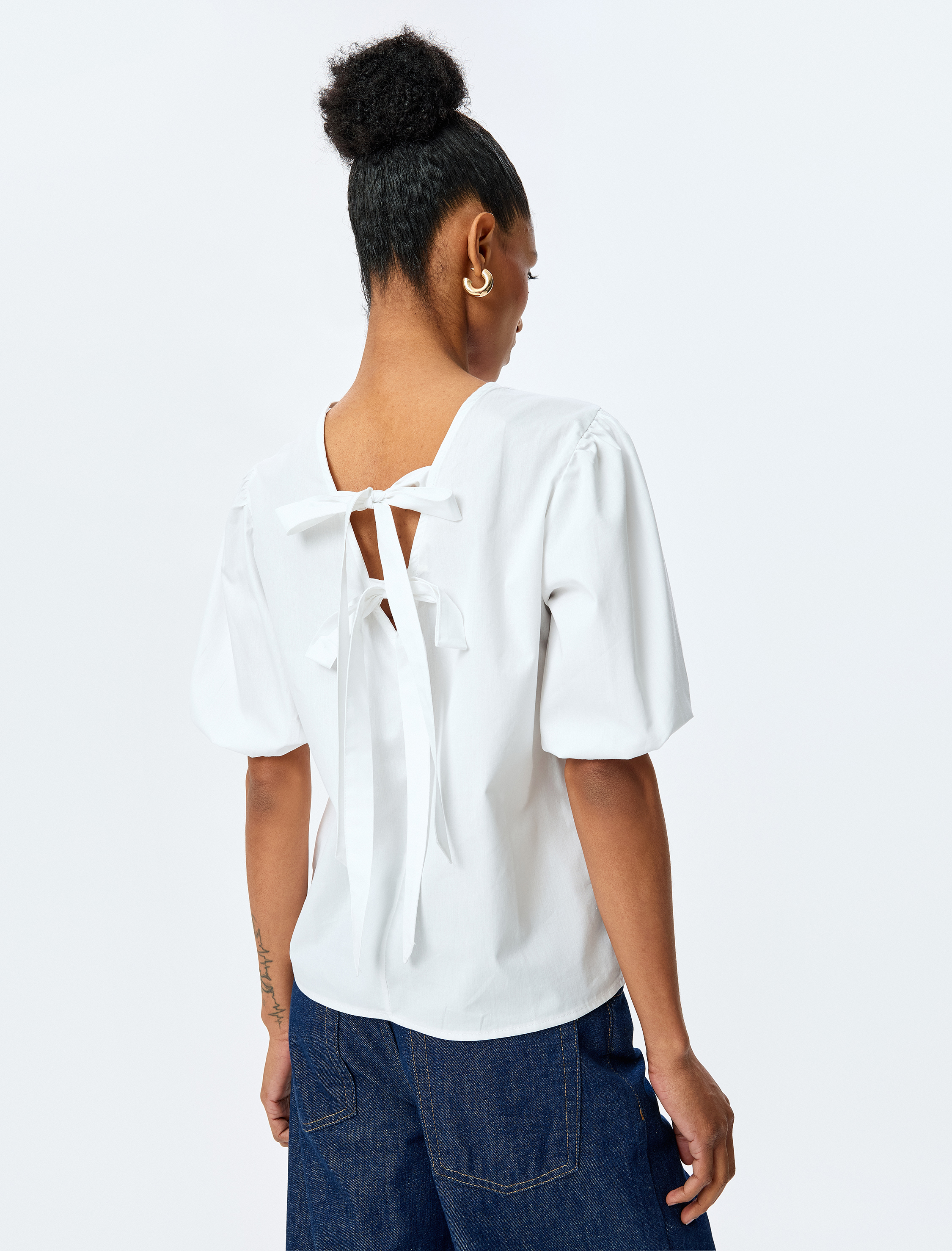   Fiyonk Detaylı Poplin Pamuklu Bisiklet Yaka Balon Kollu Oversize Bluz