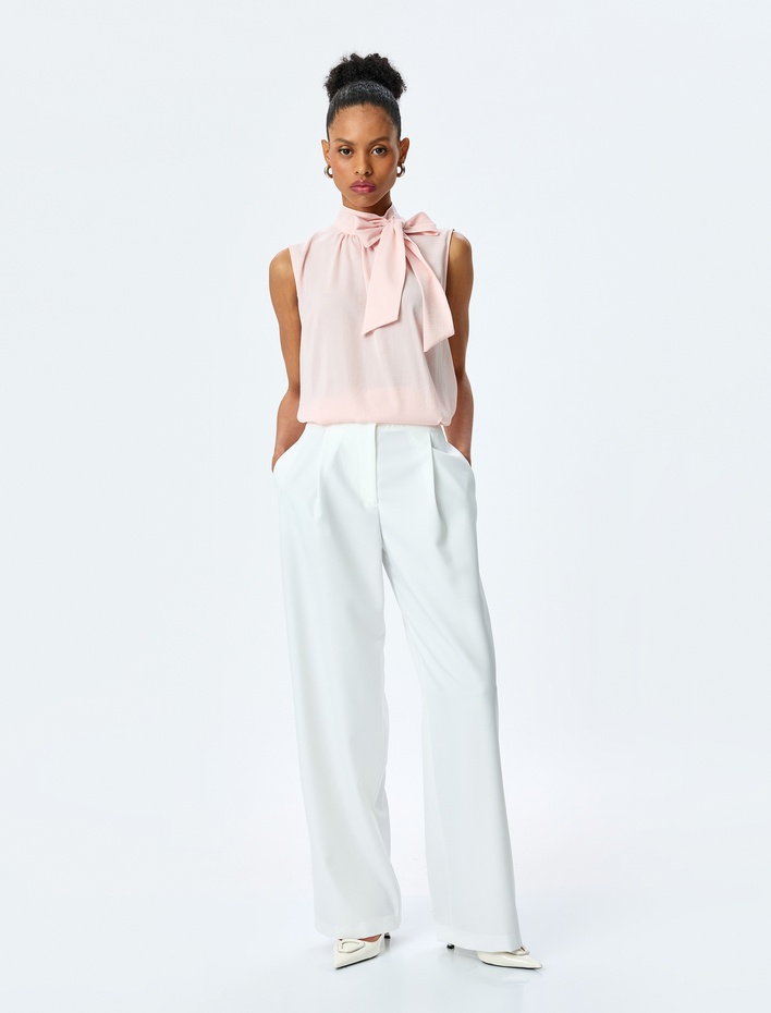  Bağlama Detaylı Dik Yaka Kolsuz Saten Bluz