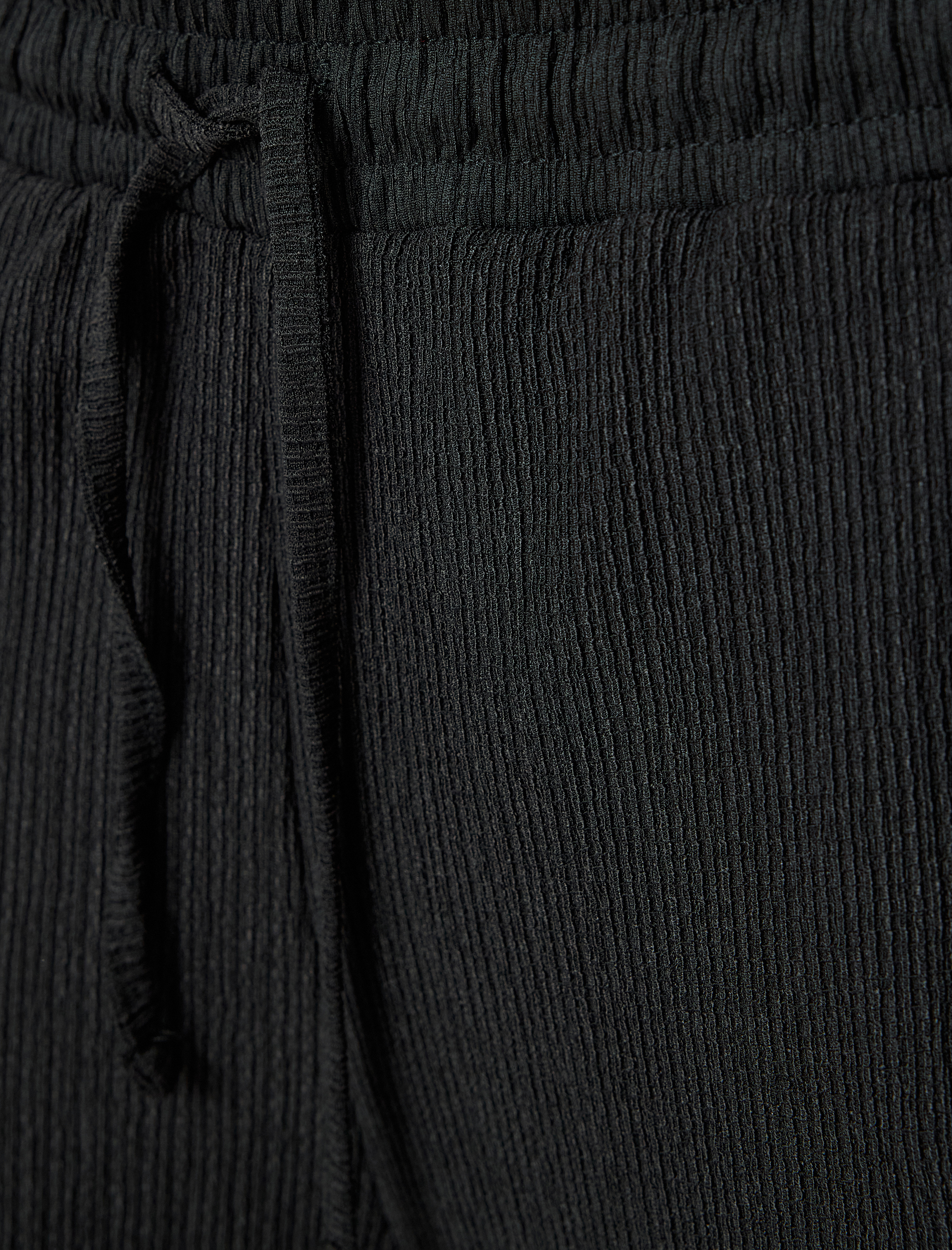   Beli Bağcıklı Dokulu Yüksek Bel Geniş Paça Pantolon