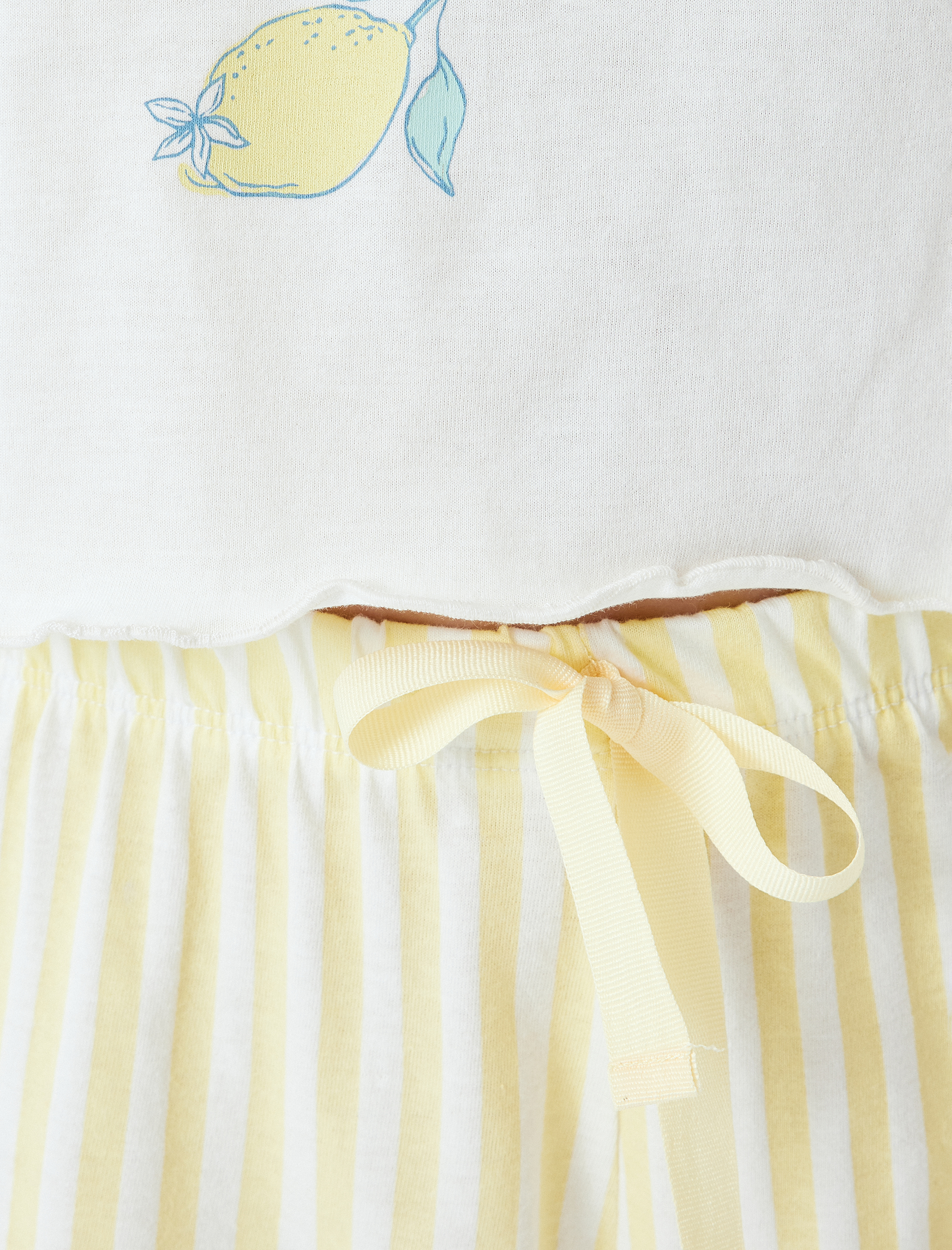   Pamuklu Limon Baskılı Kısa Kollu Şortlu Örme Pijama Takımı