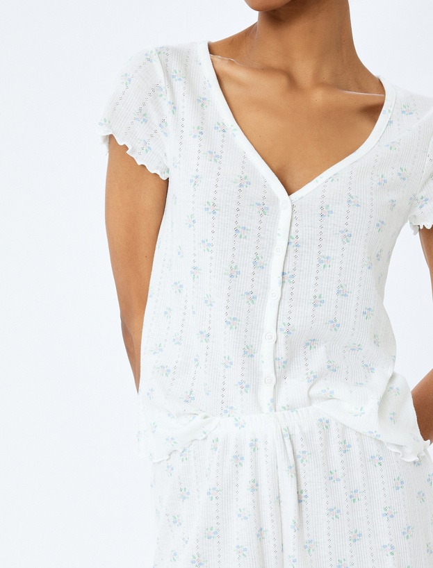 V Yaka Düğmeli Kısa Kollu Şortlu Pamuk Karışımlı Örme Pijama Seti_4