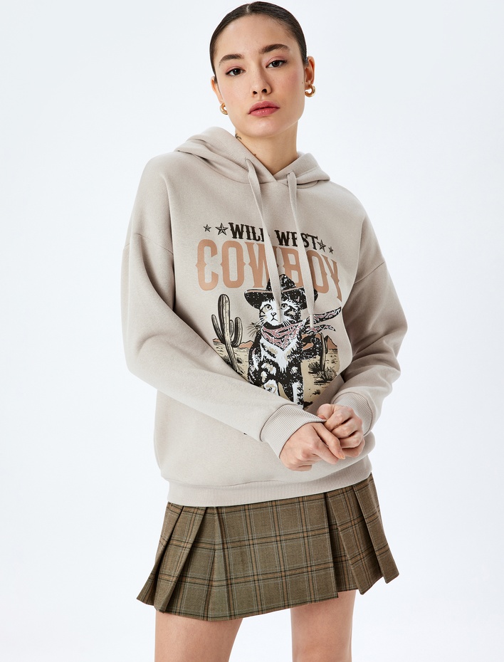  Şardonlu Kapüşonlu Slogan Baskılı Oversize Uzun Kollu Sweatshirt