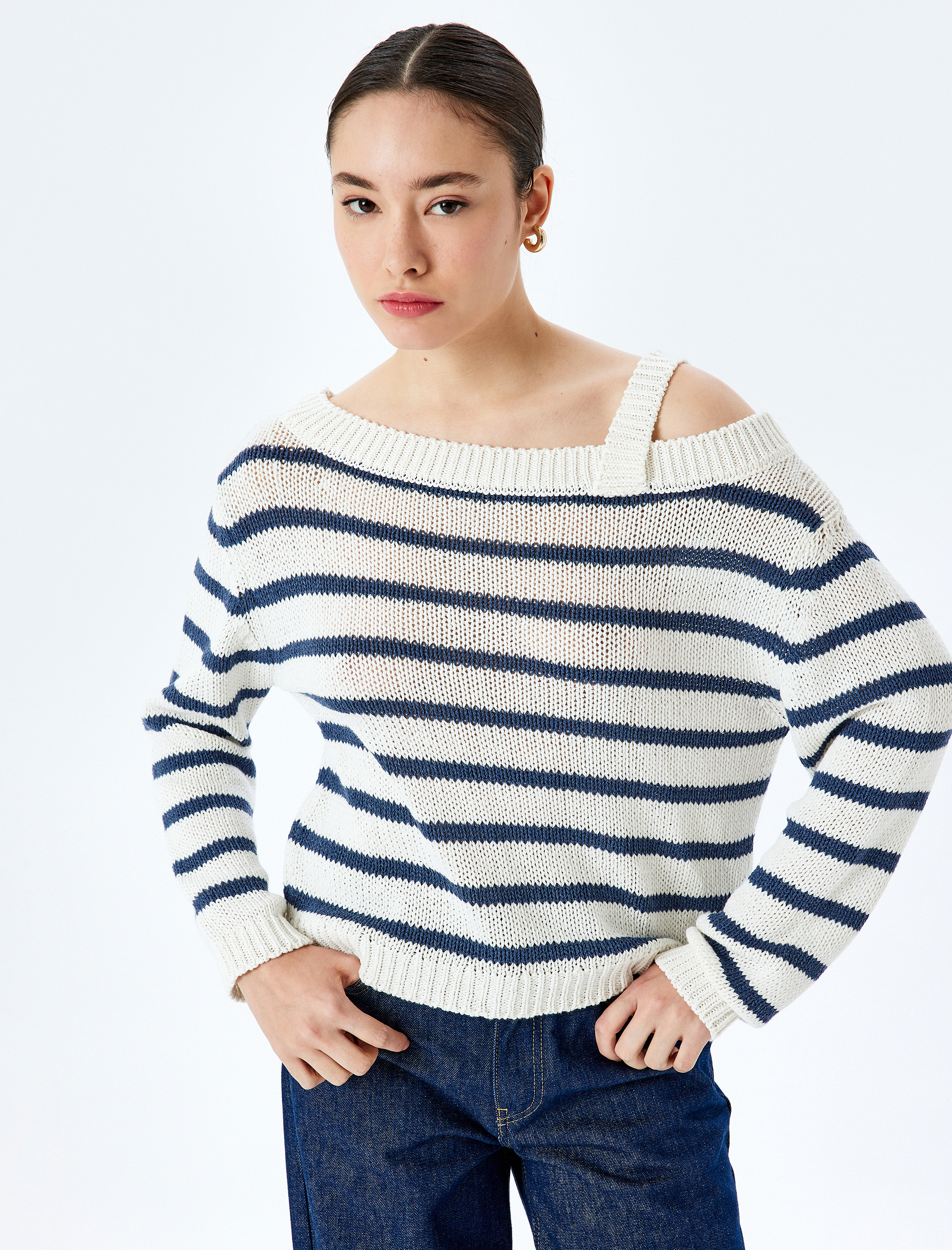   Triko Çizgili Kayık Yaka Uzun Kollu Kazak