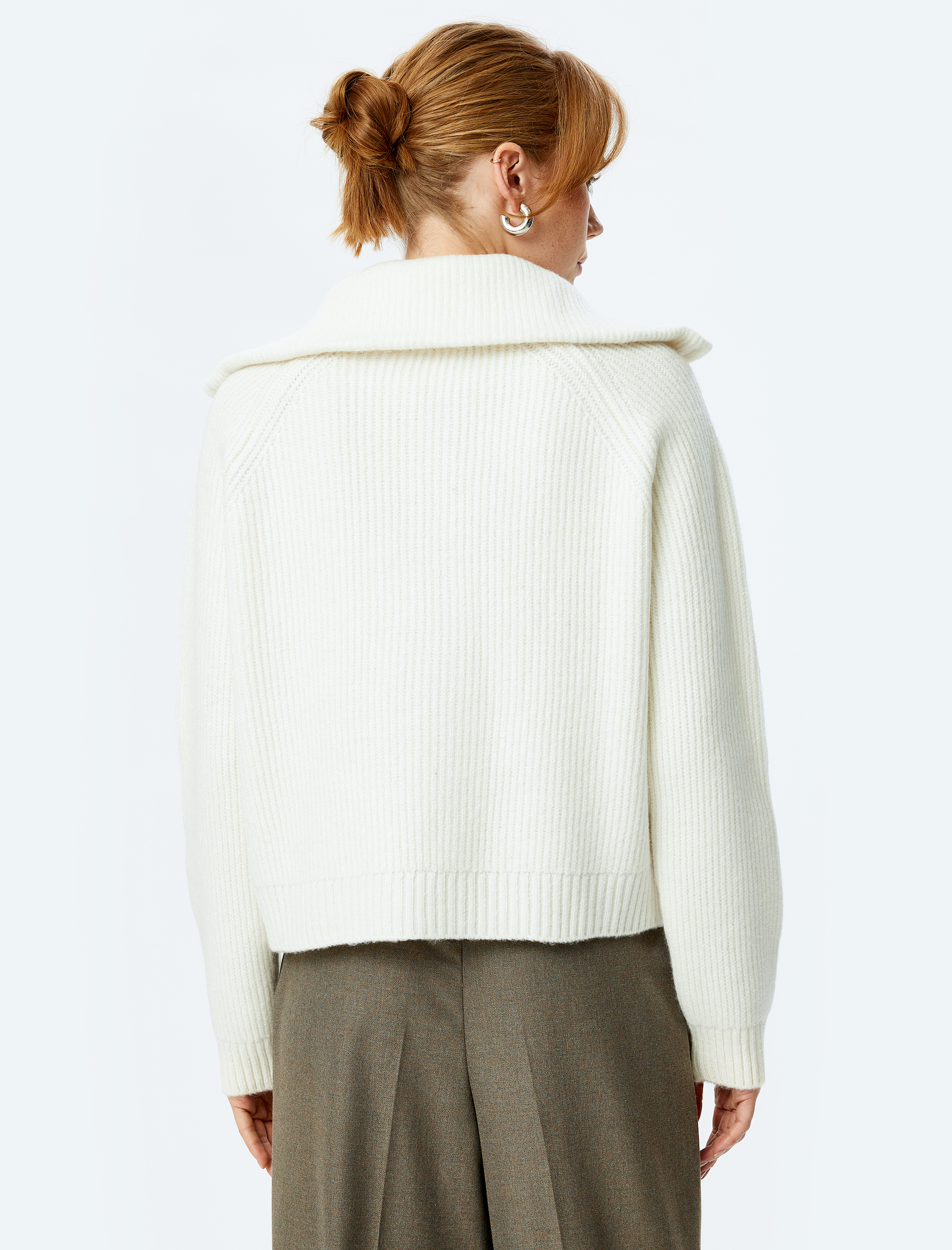   Dik Yaka Fermuarlı Uzun Kollu Triko Hırka