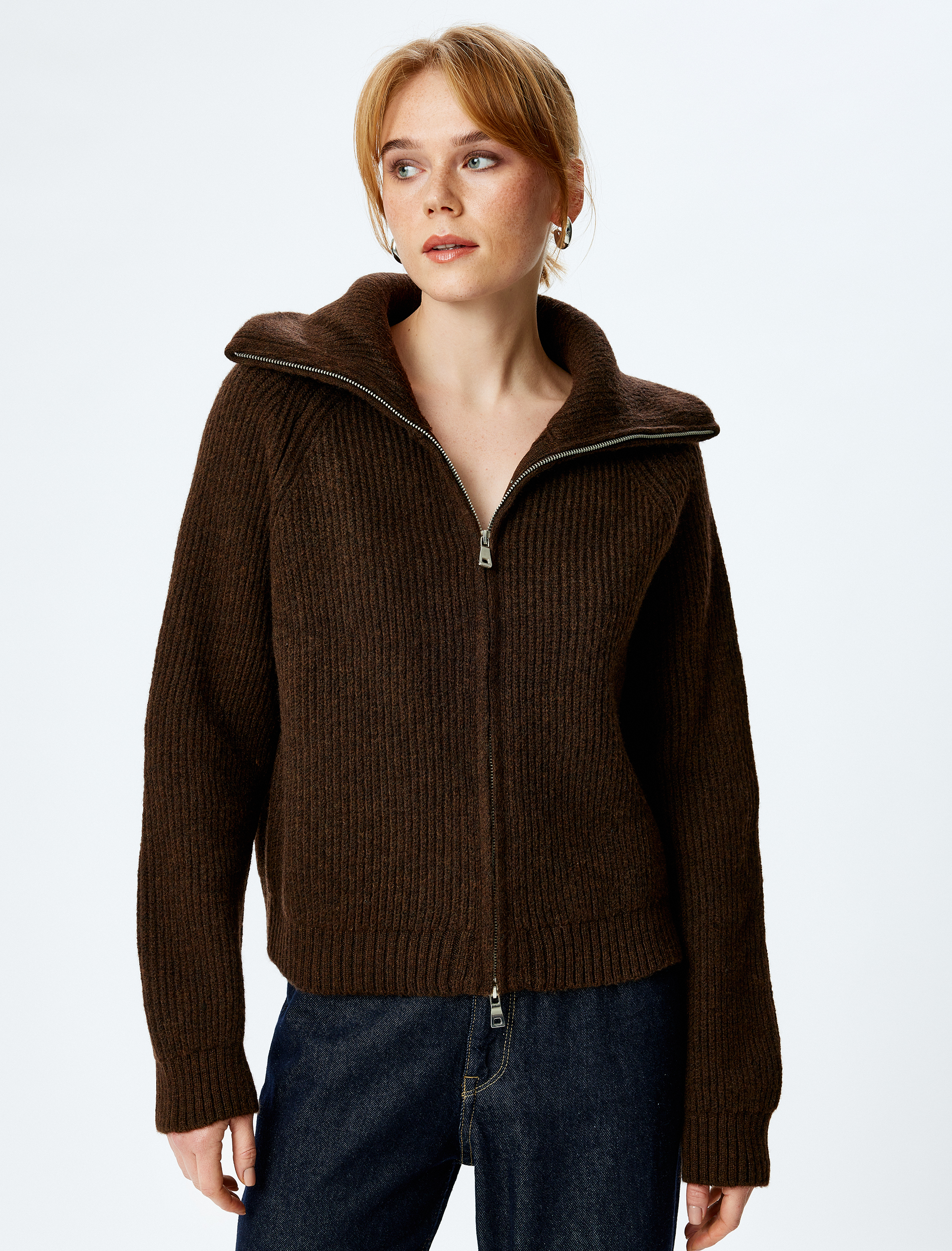   Dik Yaka Fermuarlı Uzun Kollu Triko Hırka