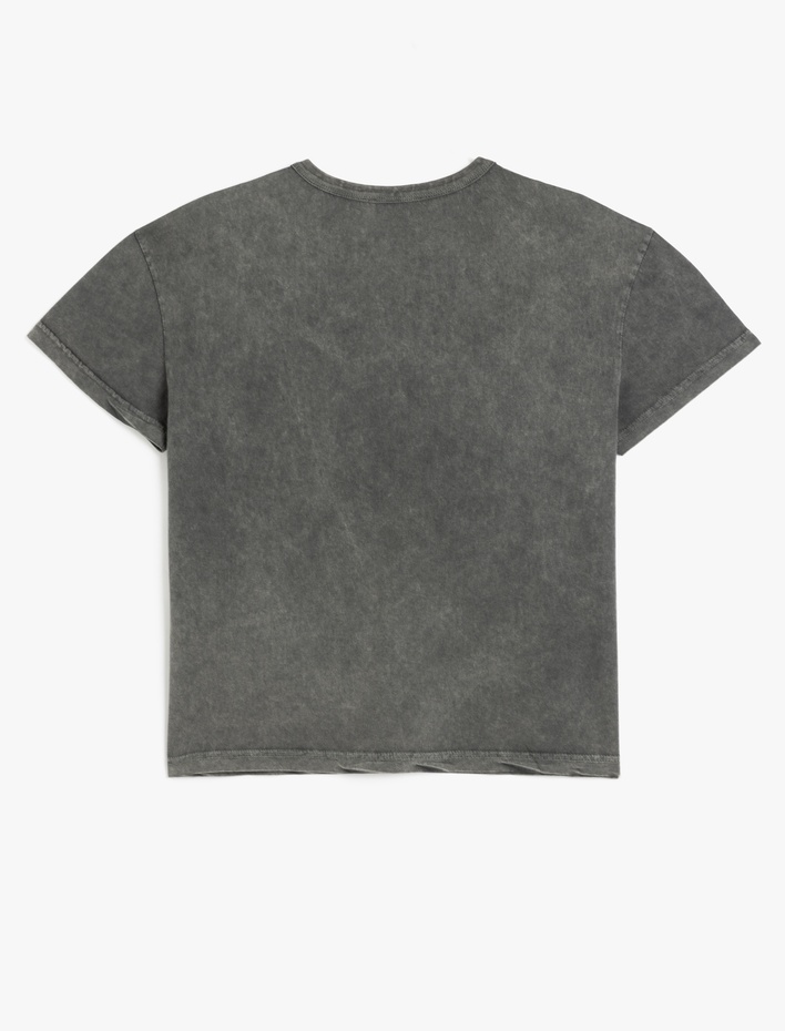  Bisiklet Yaka Oversize Kısa Kollu Yıkamalı Kadın Tişört