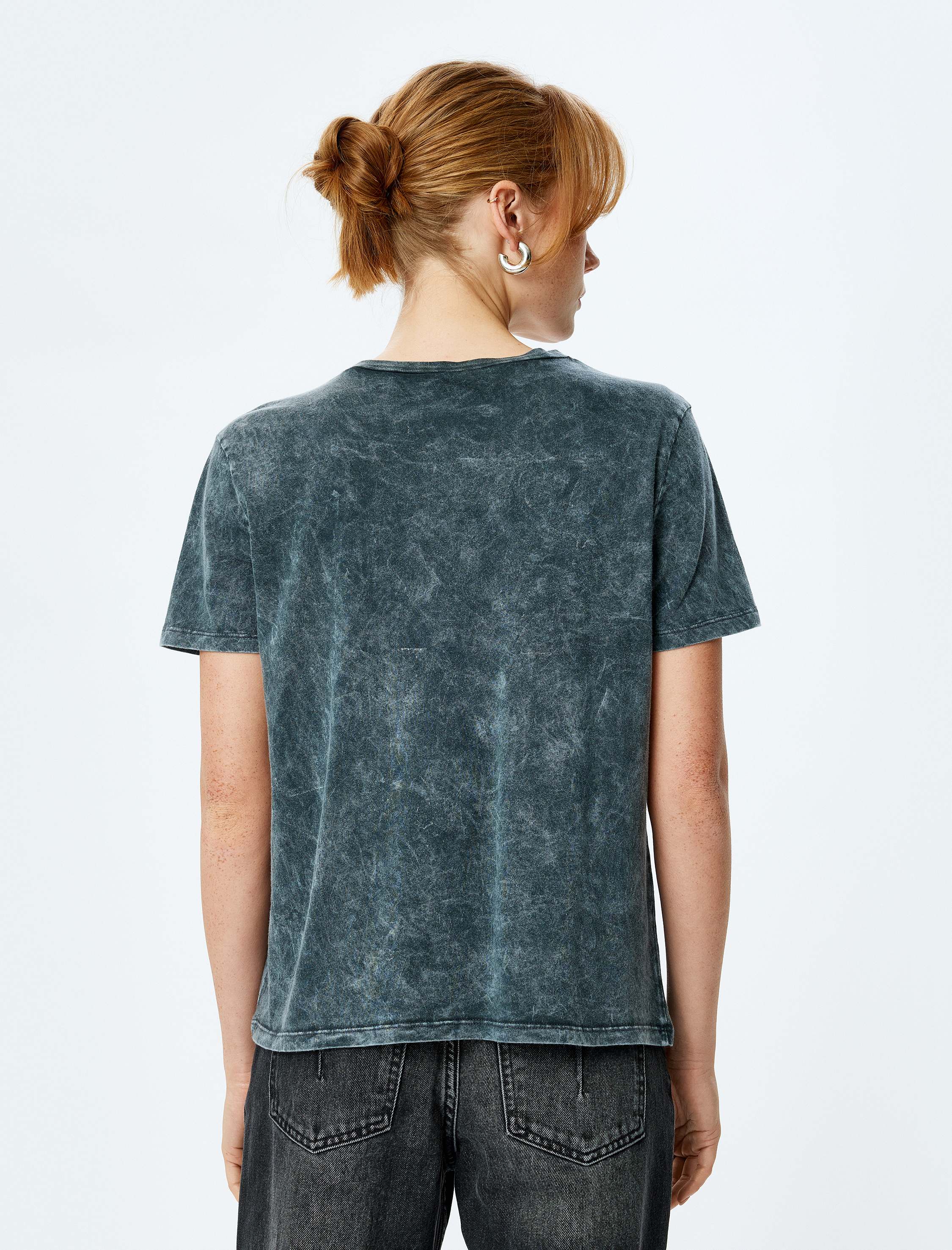   Pamuklu Batik Desenli Kısa Kollu Bisiklet Yaka Tişört