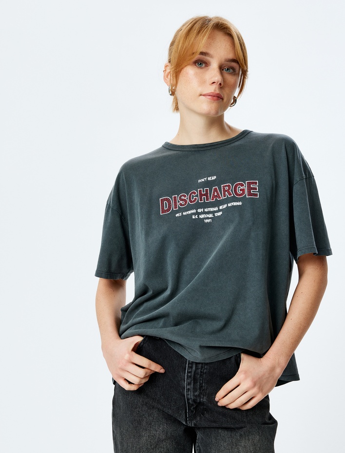  Pamuklu Bisiklet Yaka Kısa Kollu Baskılı Tişört