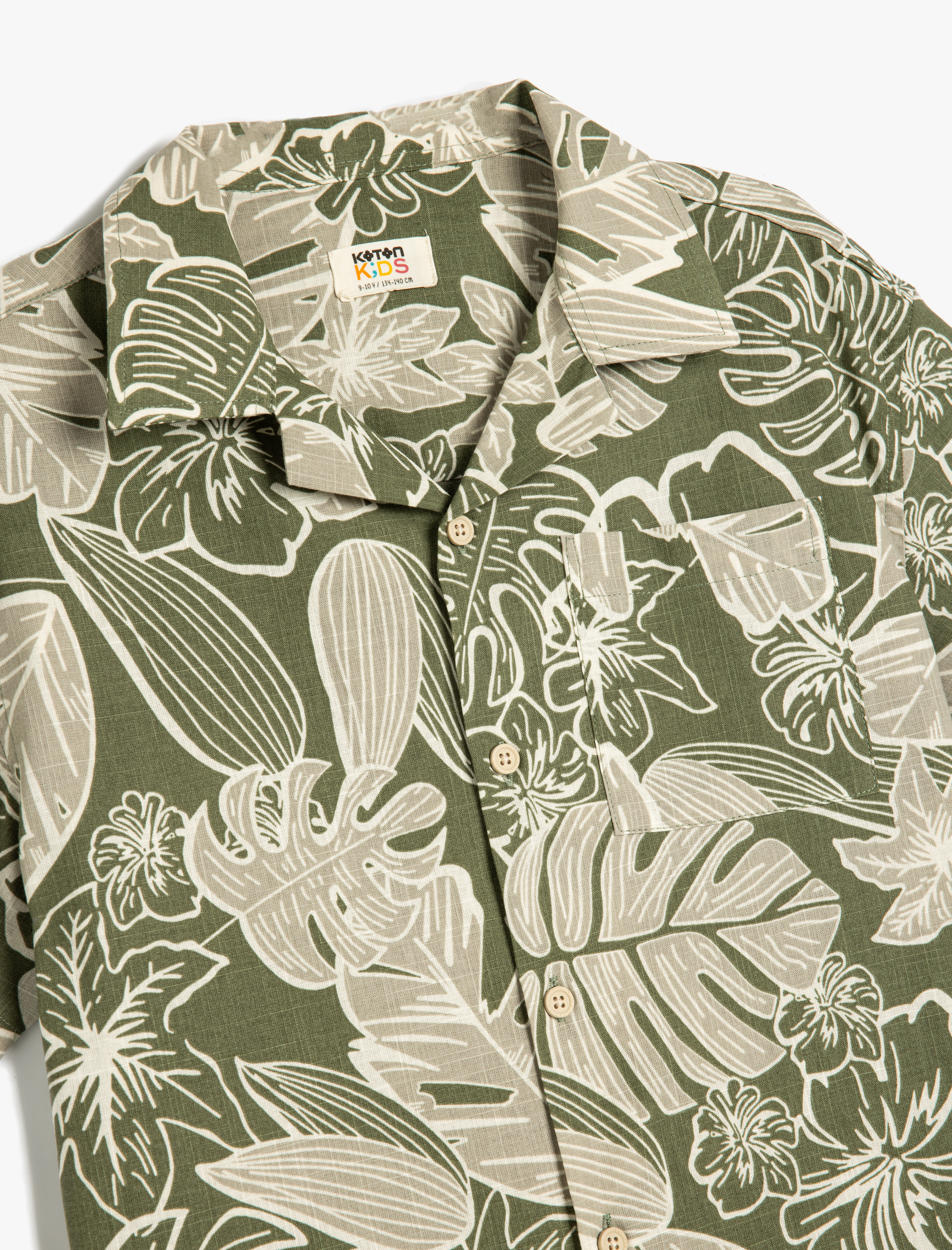  Erkek Çocuk Kısa Kollu Yaprak Desenli Pamuklu Gömlek