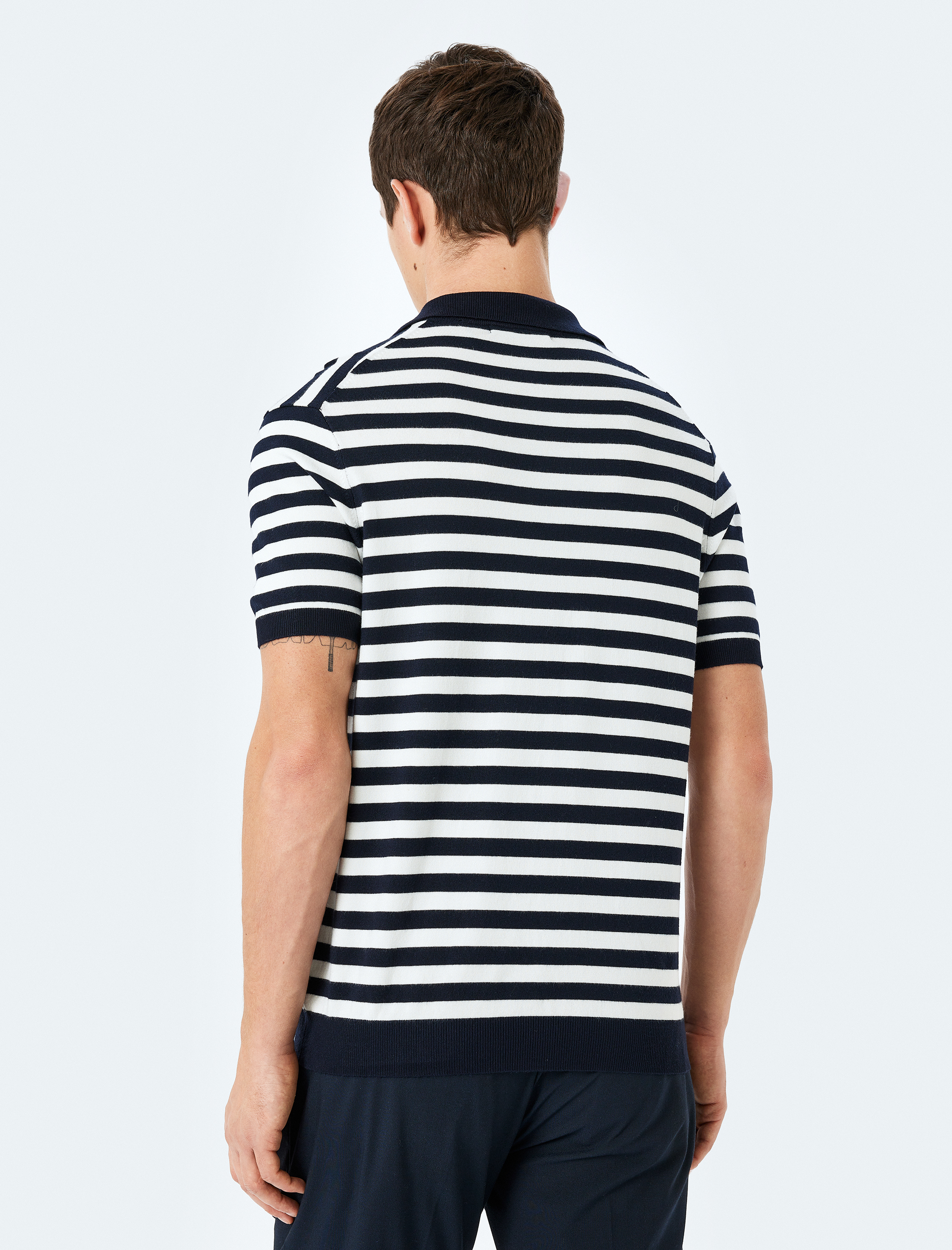   Viskon Çizgili Kısa Kollu Polo V Yaka Triko Tişört