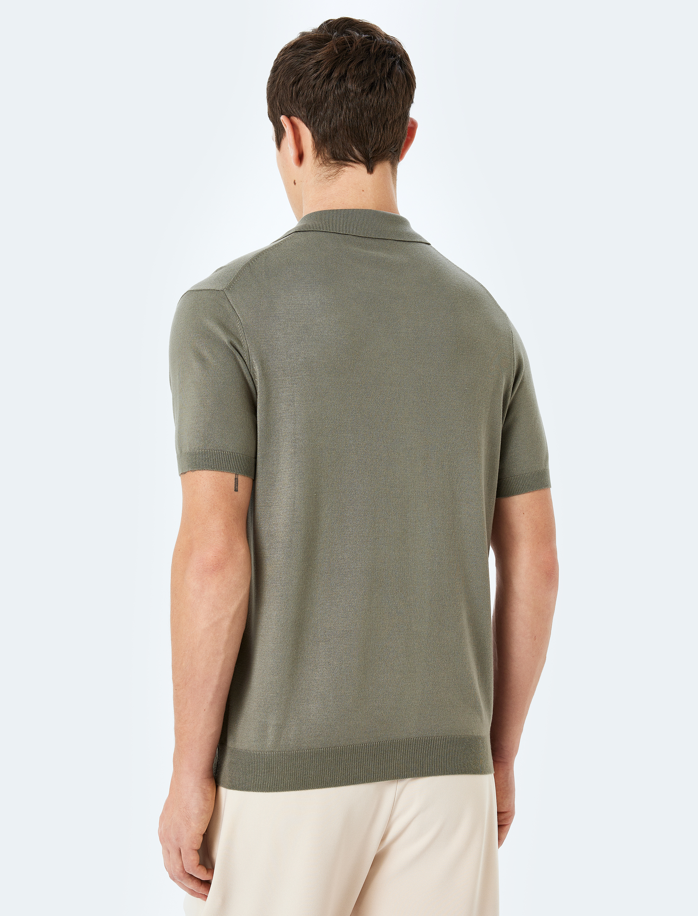   V Polo Yaka Viskon Kısa Kollu Triko Tişört