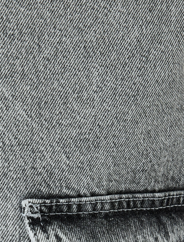 Kapaklı Cep Detaylı Pamuklu V Yaka Kolsuz Oversize Denim Yelek_5