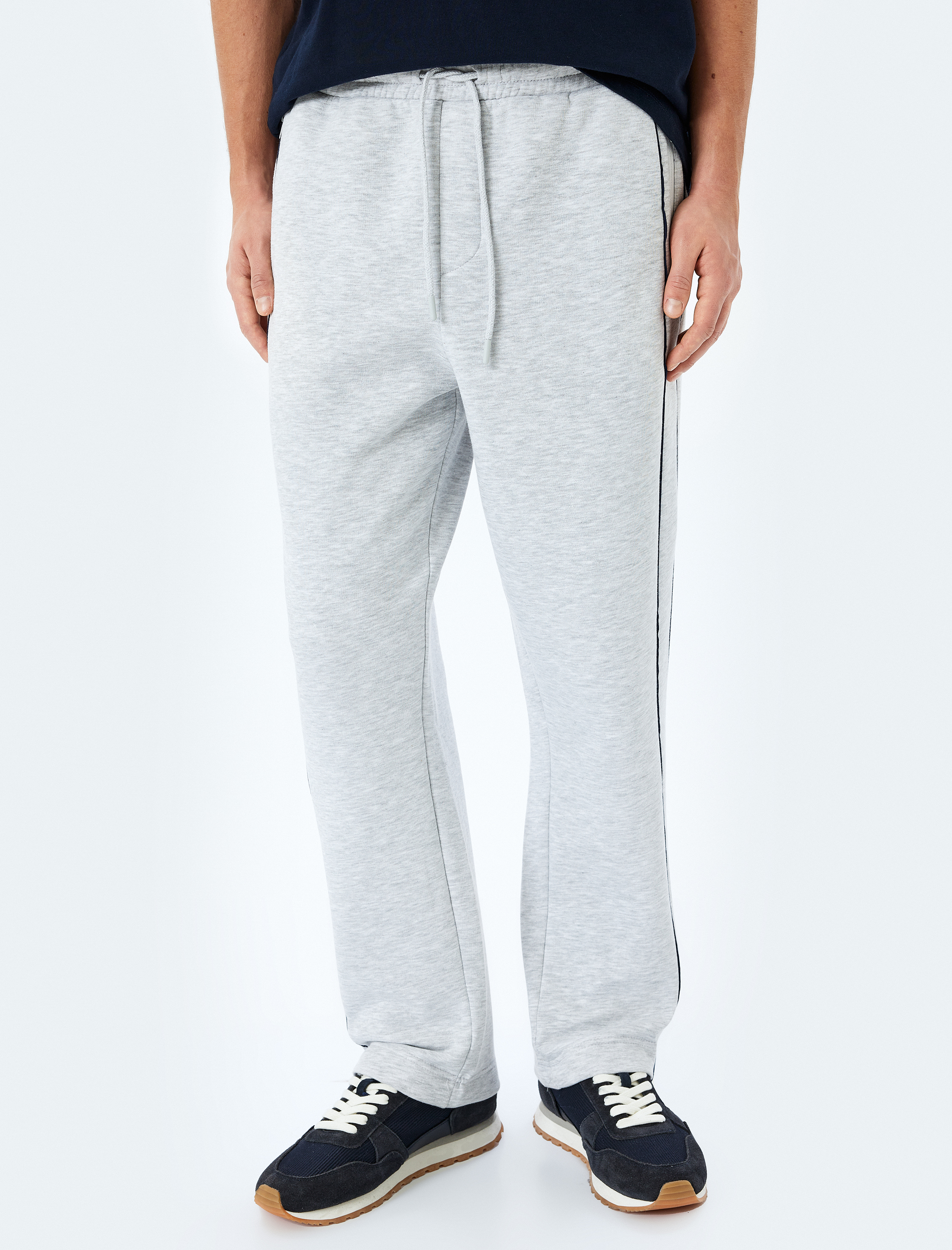   Fermuarlı Cepli Dikiş Detaylı Şardonlu Pamuk Karışımlı Beli Bağcıklı Kışlık Eşofman Altı