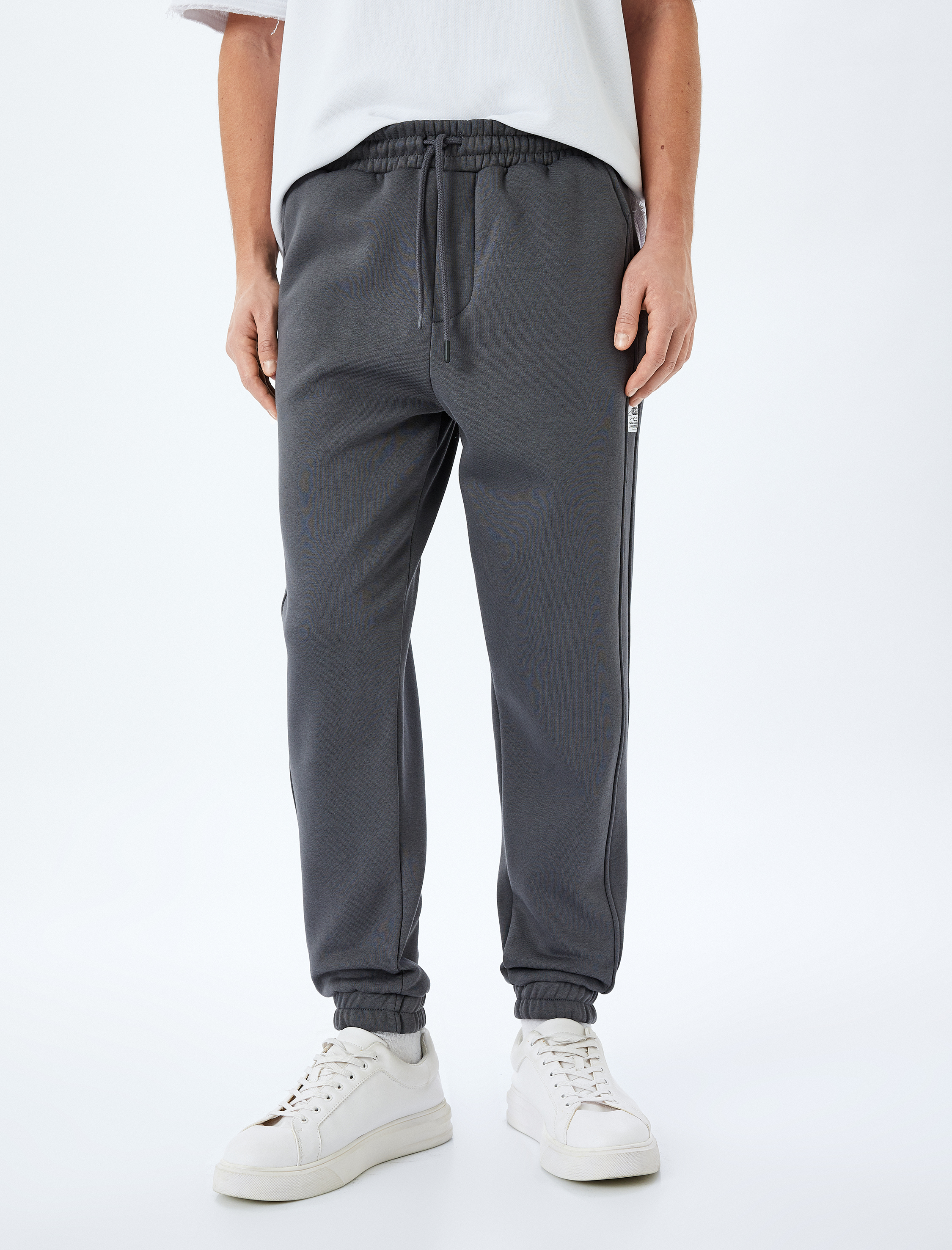   Pamuk Karışımlı Cepli Dikiş Detaylı Şardonlu Lastikli Paça Beli Bağcıklı Jogger Kışlık Eşofman Altı