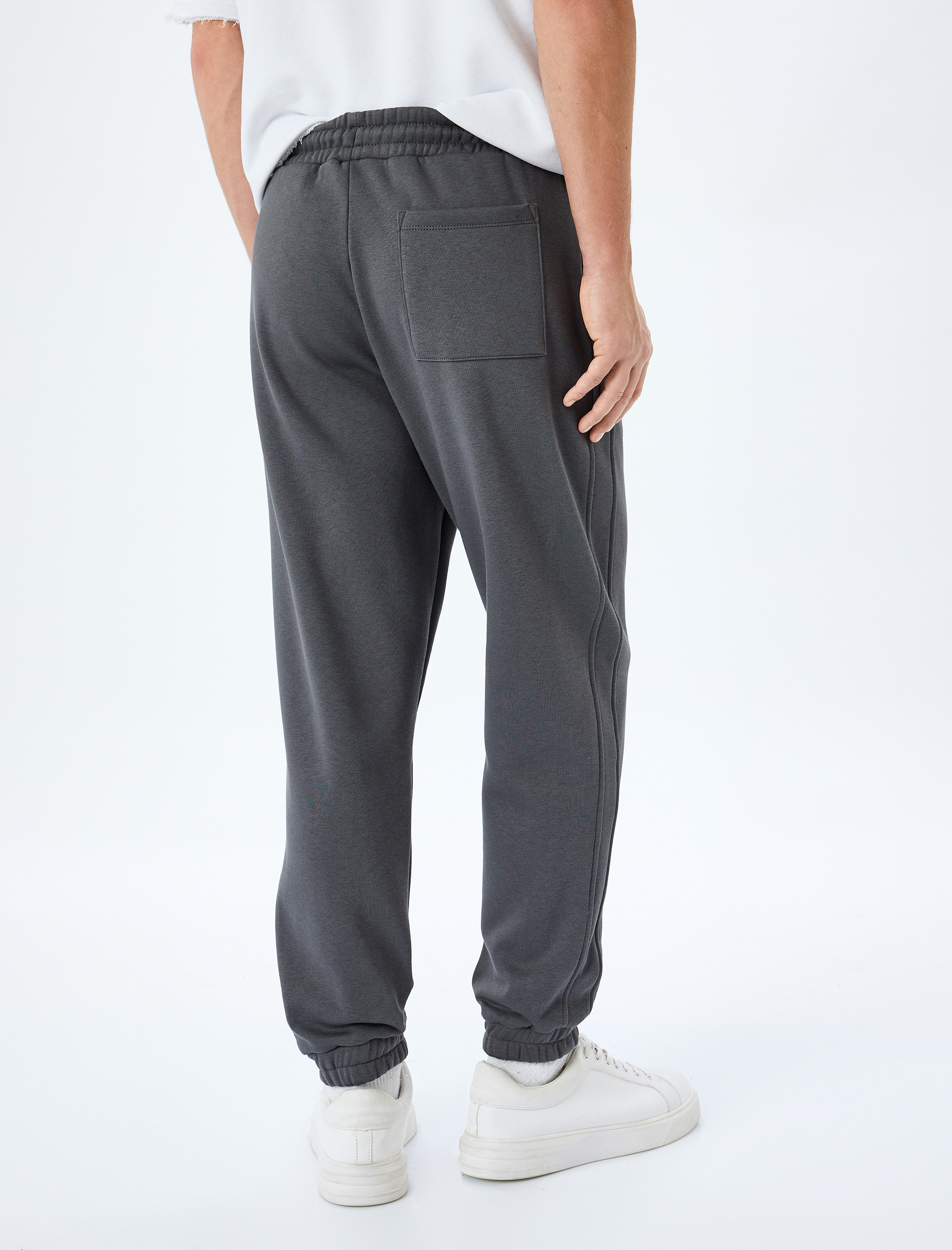   Pamuk Karışımlı Cepli Dikiş Detaylı Şardonlu Lastikli Paça Beli Bağcıklı Jogger Kışlık Eşofman Altı