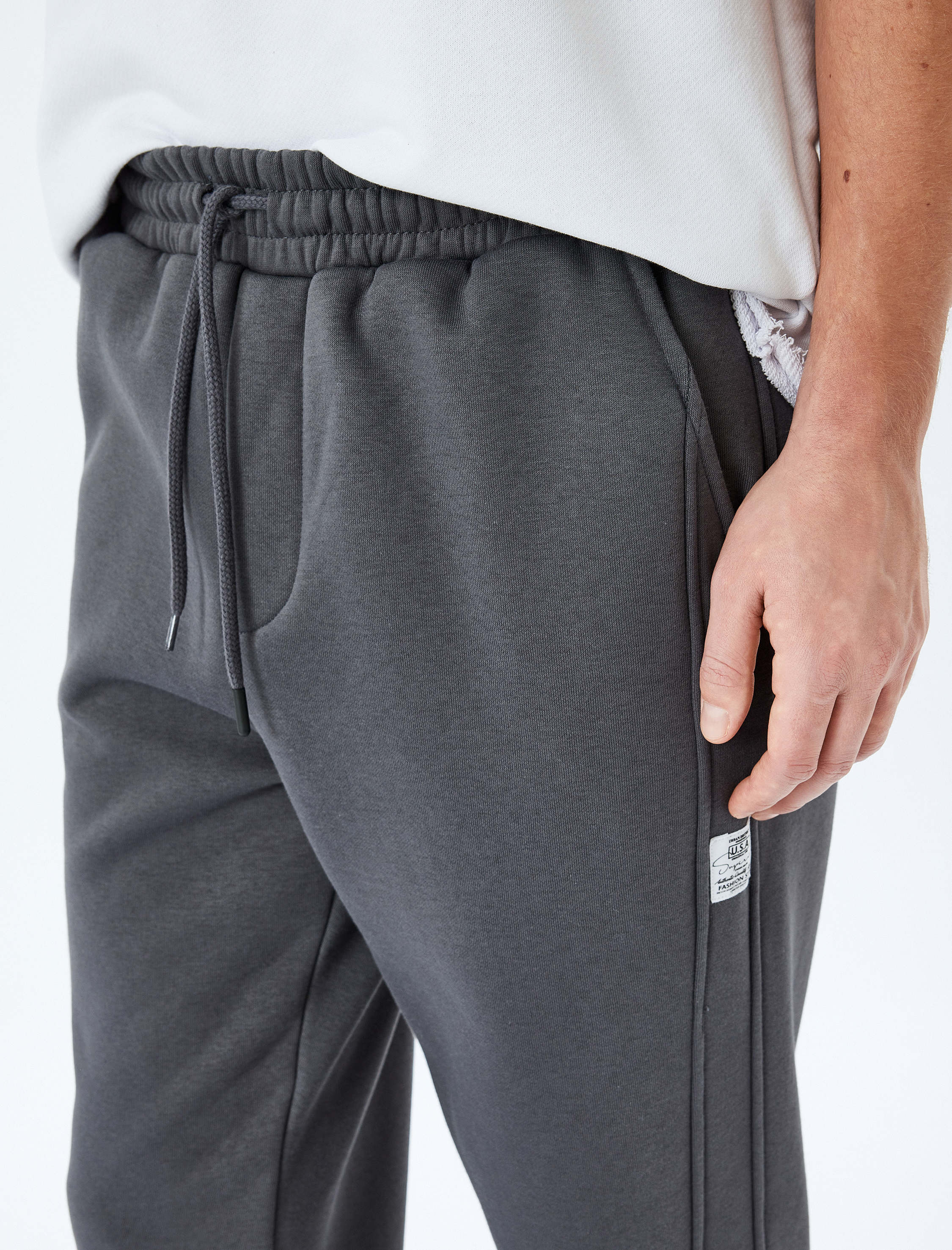   Pamuk Karışımlı Cepli Dikiş Detaylı Şardonlu Lastikli Paça Beli Bağcıklı Jogger Kışlık Eşofman Altı