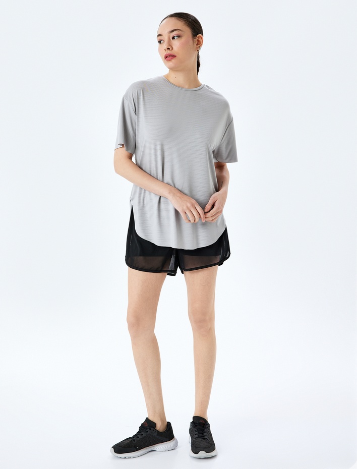  Kısa Kollu Bisiklet Yaka Yırtmaçlı Oversize Spor Tişört