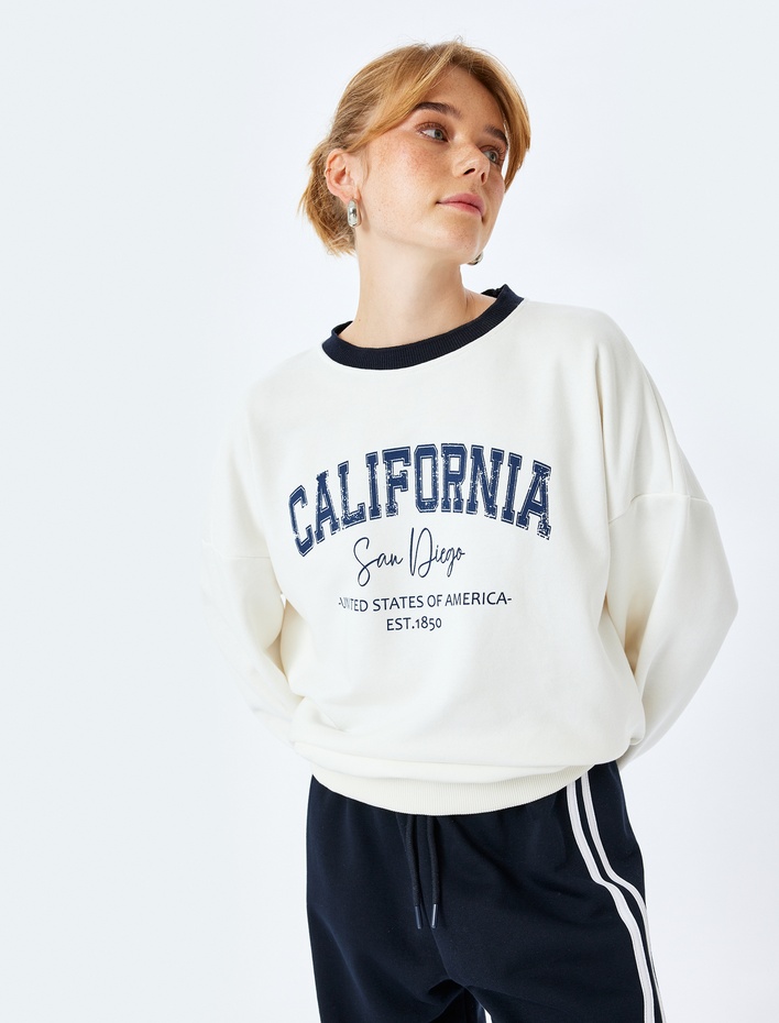  Bisiklet Yaka Uzun Kollu Baskılı Oversize Sweatshirt