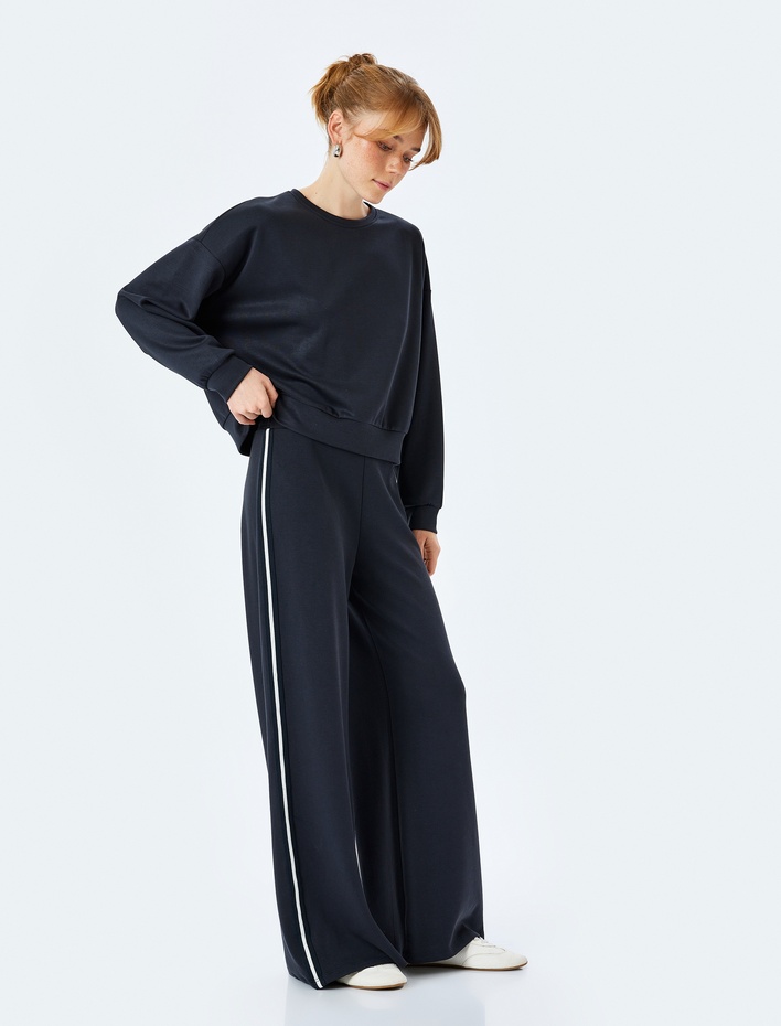  Modal Kumaş Şerit Detaylı Baggy Eşofman Altı