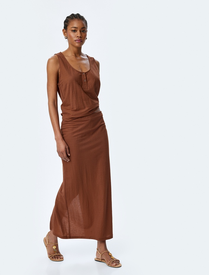  Arkadan Yırtmaç Detaylı Yüksek Bel Viskon Midi Etek