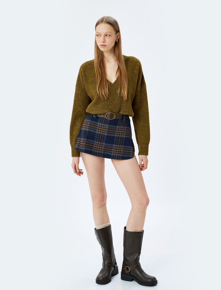  V Yaka Rahat Kalıp Uzun Kollu Triko Kazak