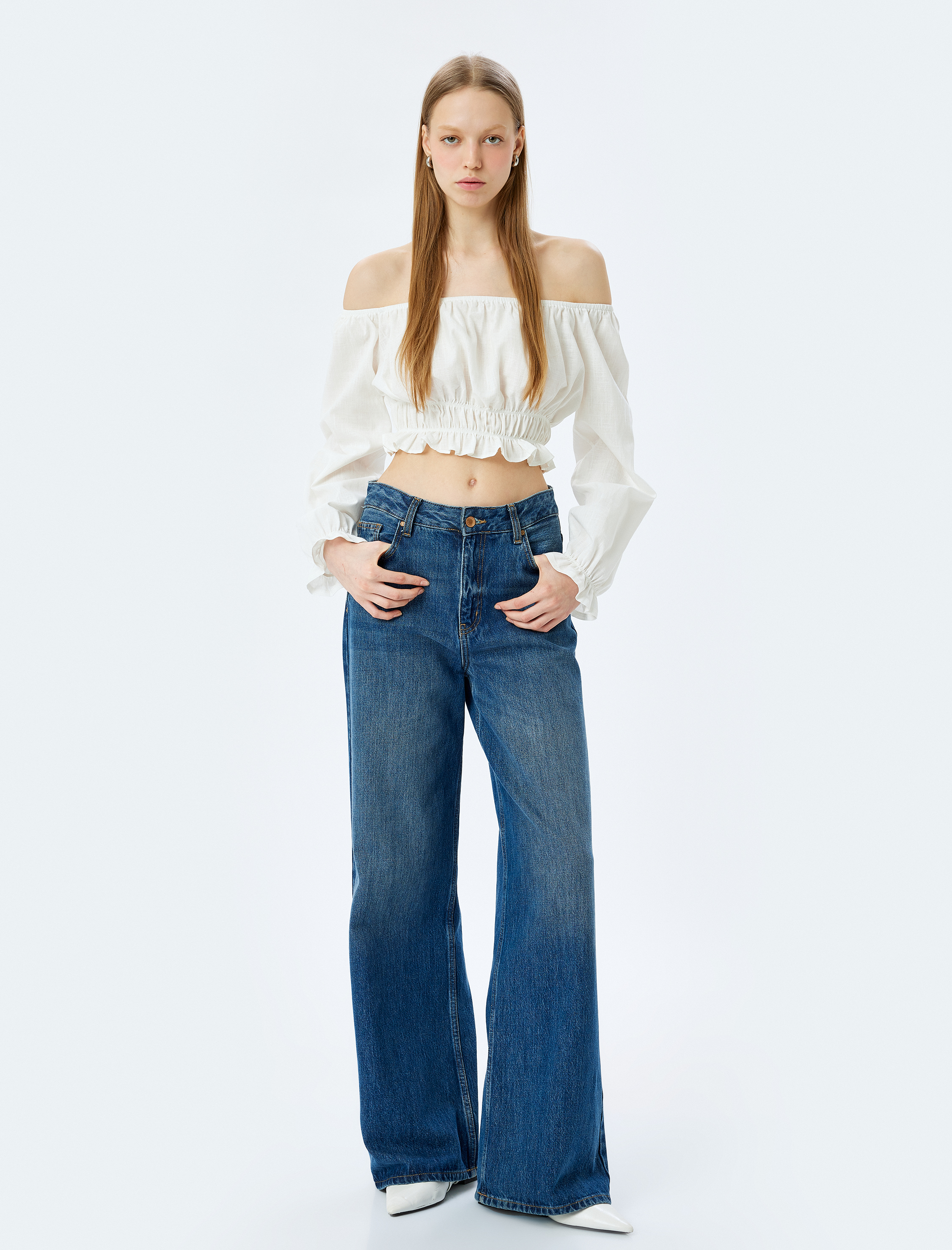   Balon Kollu Omzu Açık Gipeli Crop Bluz