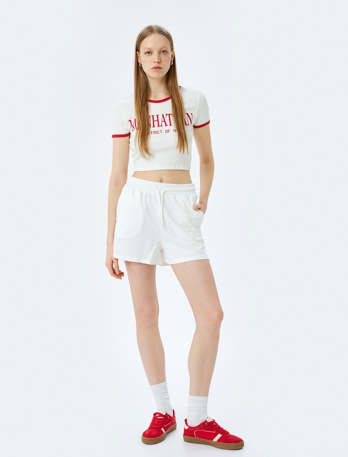  Beli Bağcıklı Cep Detaylı Mini Şort