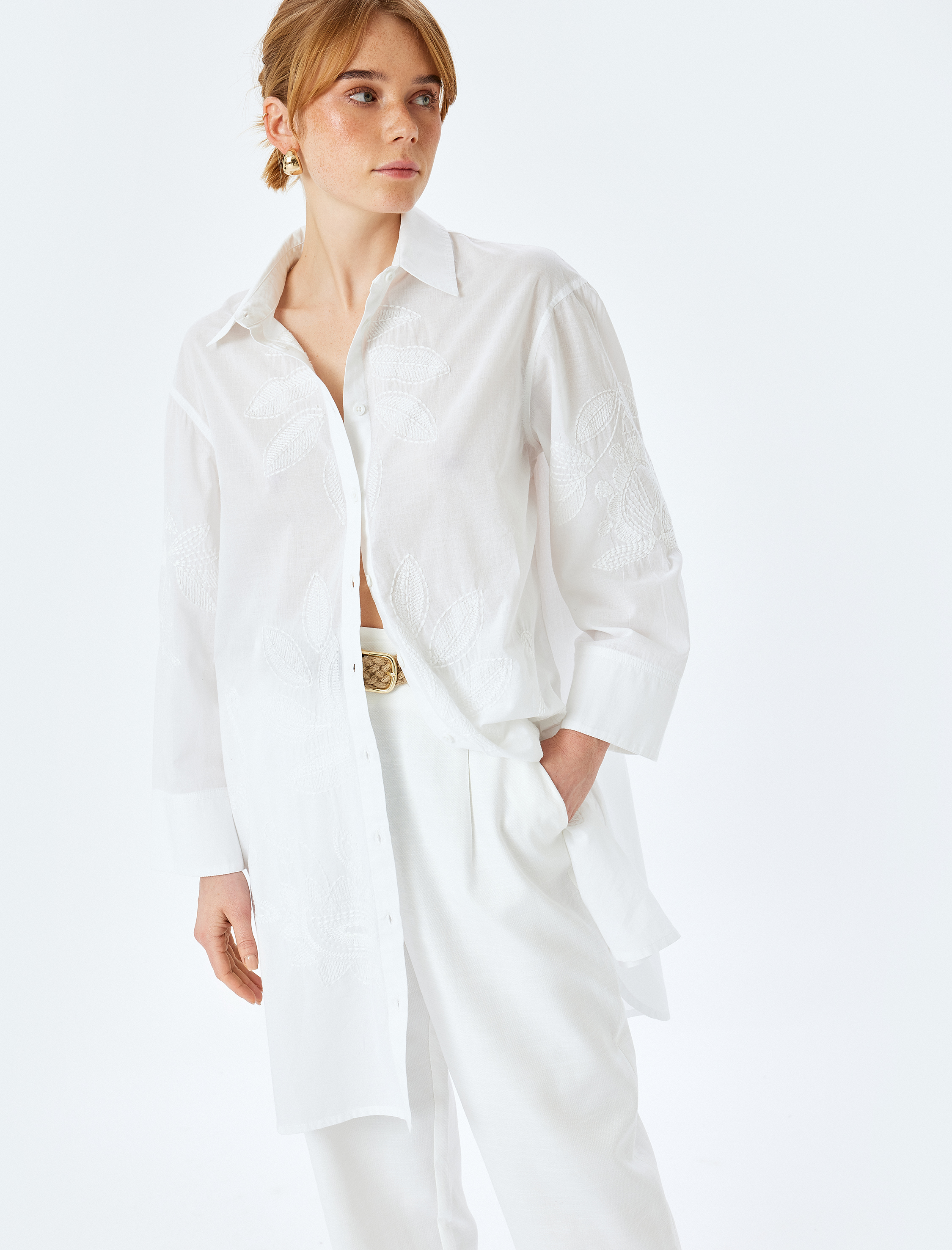Koton Kadın Pamuklu Floral İşleme Detaylı 3/4 Kol Gömlek Yaka Uzun Oversize Tunik -1