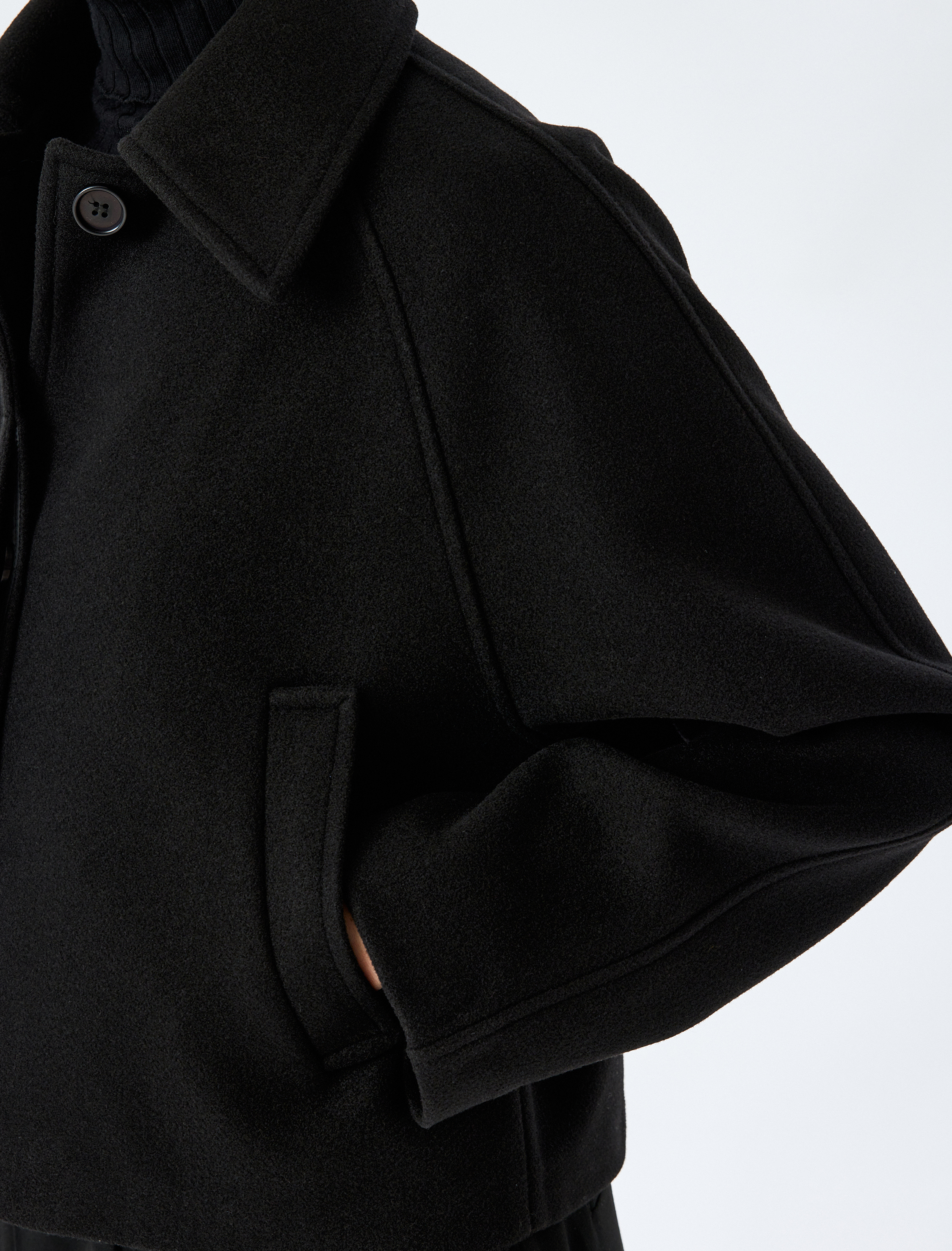 Cepli Kruvaze Uzun Kollu Kısa Kaşe Ceket