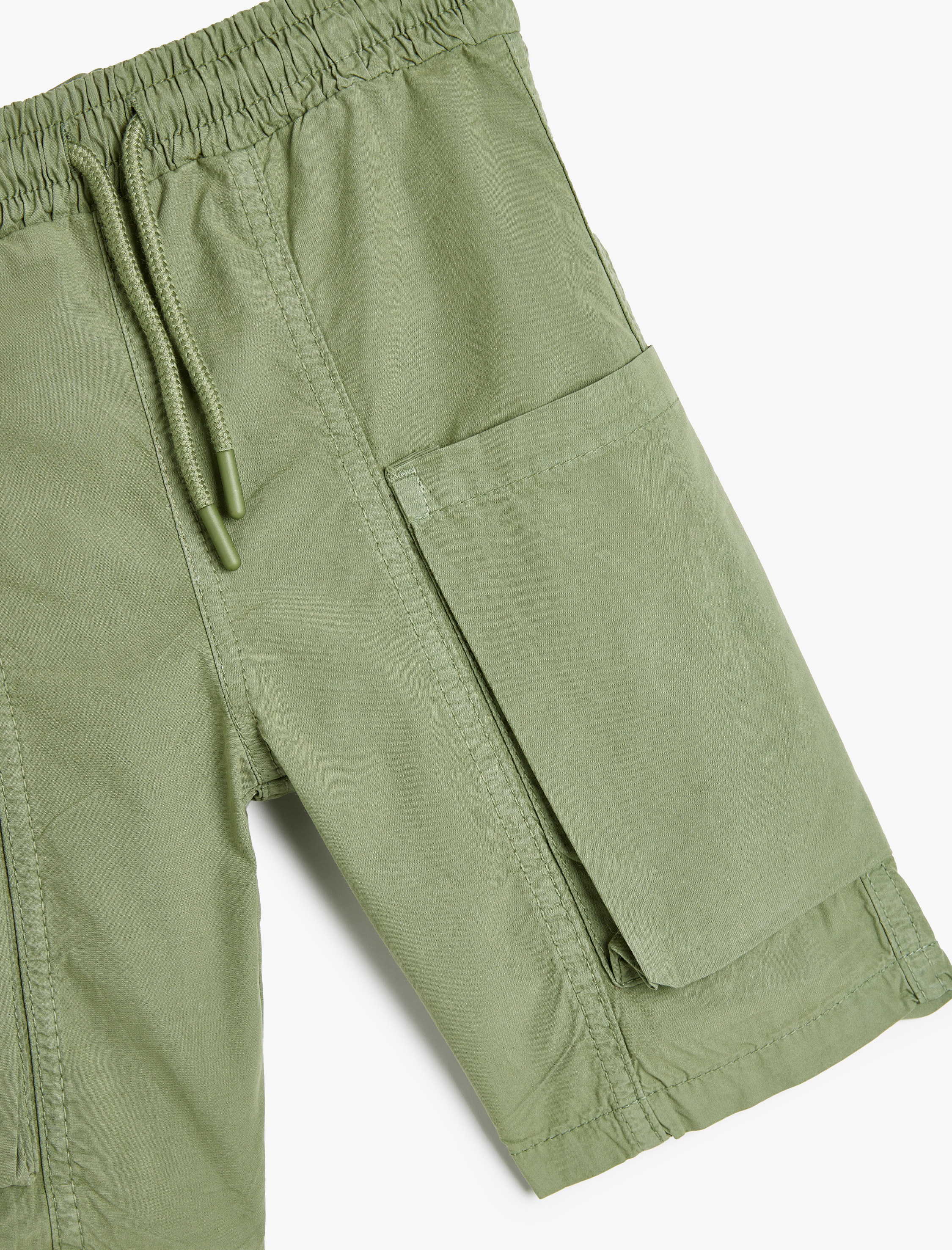 Erkek Çocuk Beli Bağlamalı Kargo Cep Detaylı Pamuklu Şort