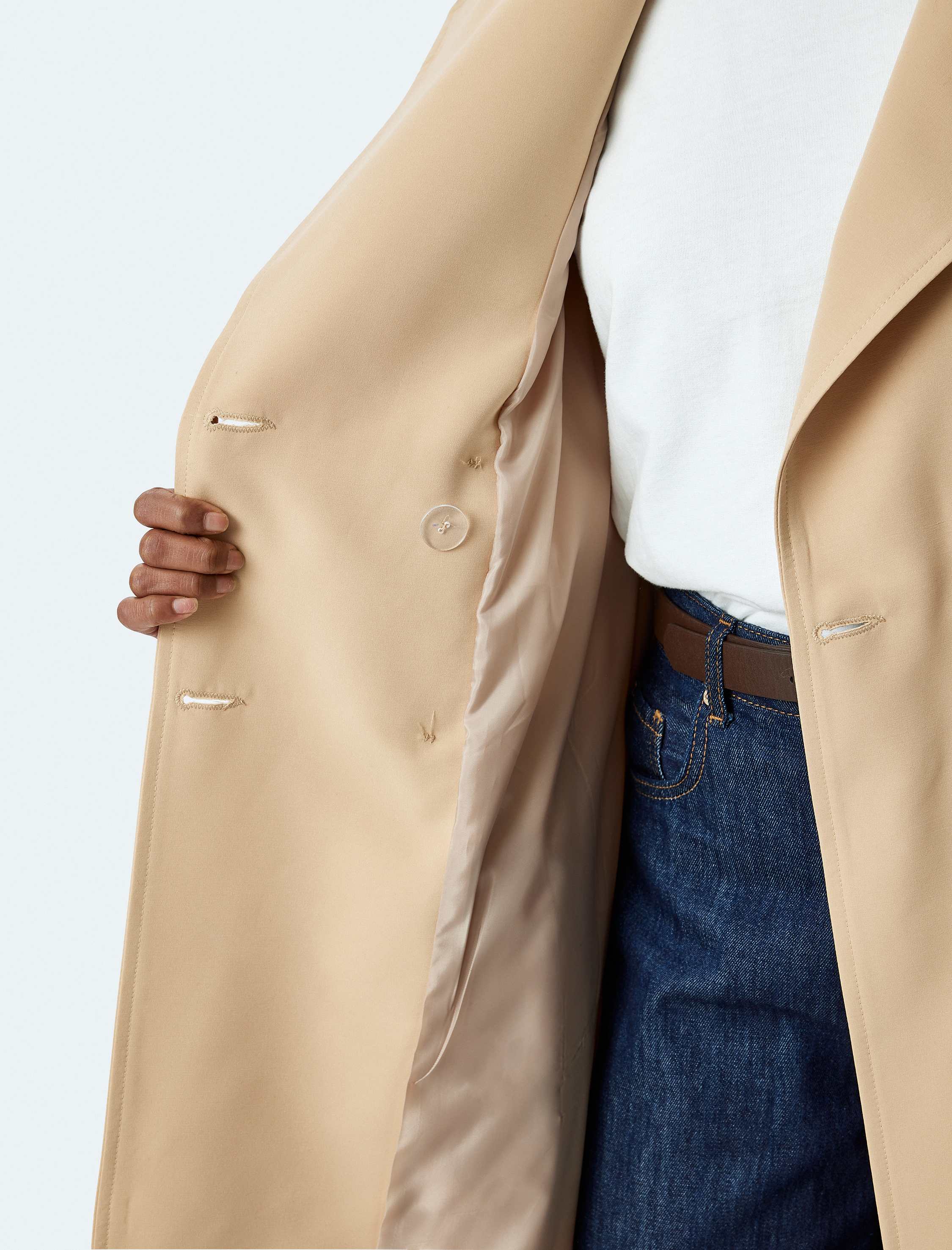   Astarlı Gabardin Kumaş Uzun Kollu Cepli Kruvaze Kemerli Uzun Trençkot