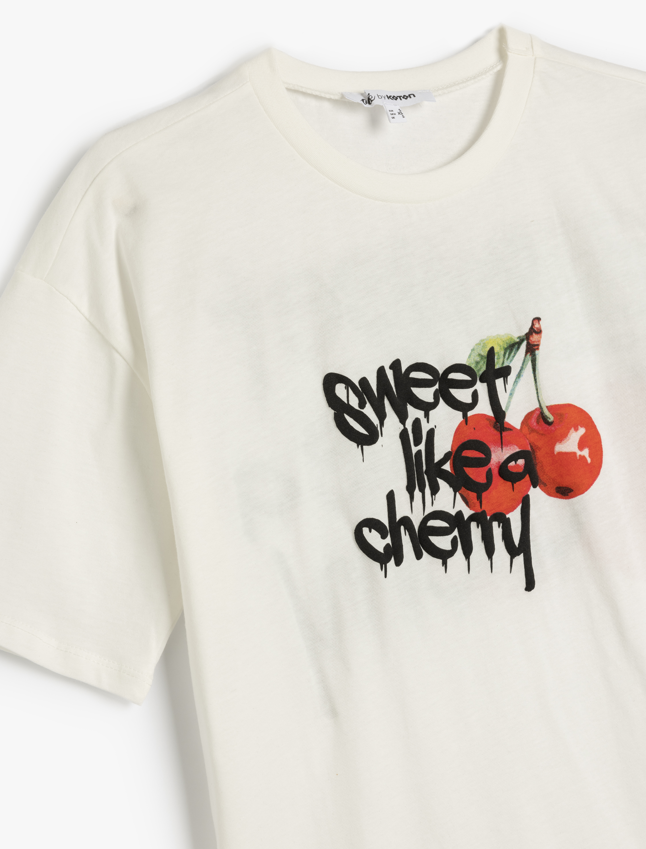   Arkası Kiraz Baskılı Bisiklet Yaka Kısa Kollu Tişört