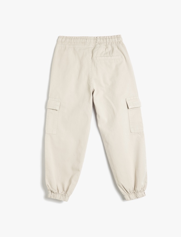 Beli Bağcıklı Kapaklı Cep Detaylı Pamuklu Jogger Pantolon_1