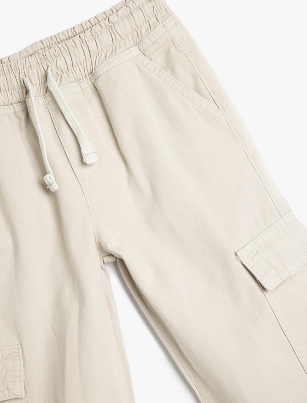 Beli Bağcıklı Kapaklı Cep Detaylı Pamuklu Jogger Pantolon_2