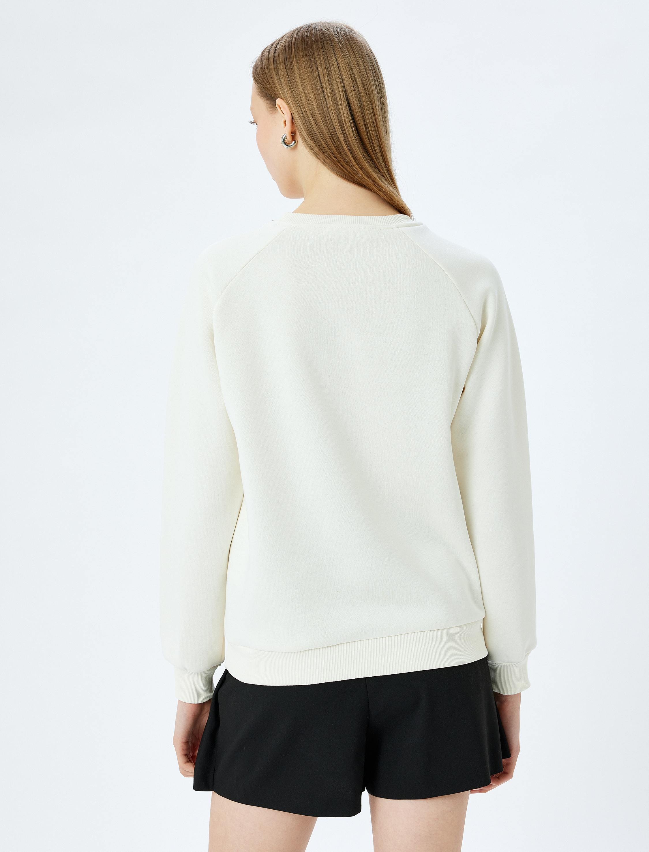   Şardonlu Fiyonklu Bisiklet Yaka Uzun Kollu Sweatshirt