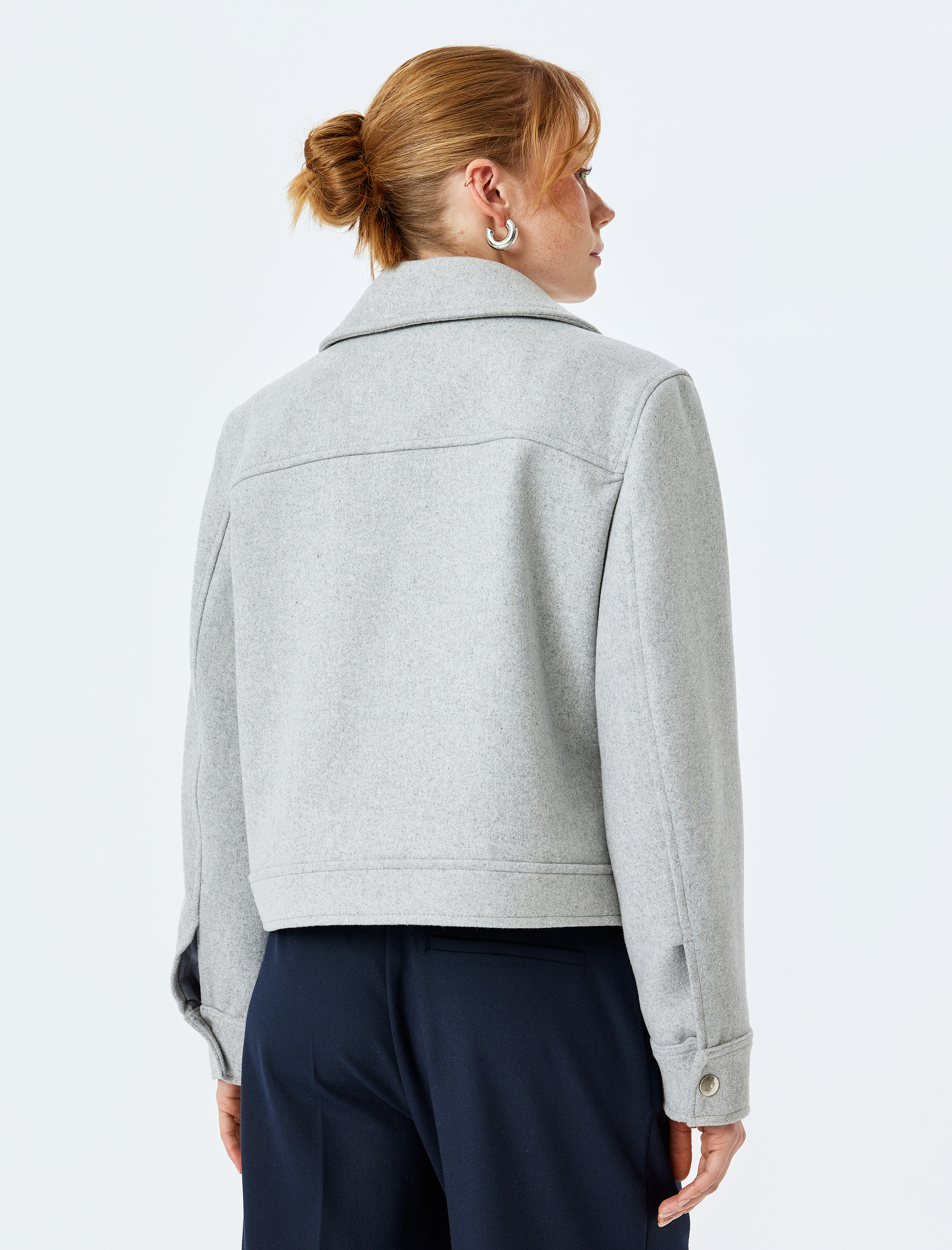   Uzun Kollu Fermuar Detaylı Crop Ceket