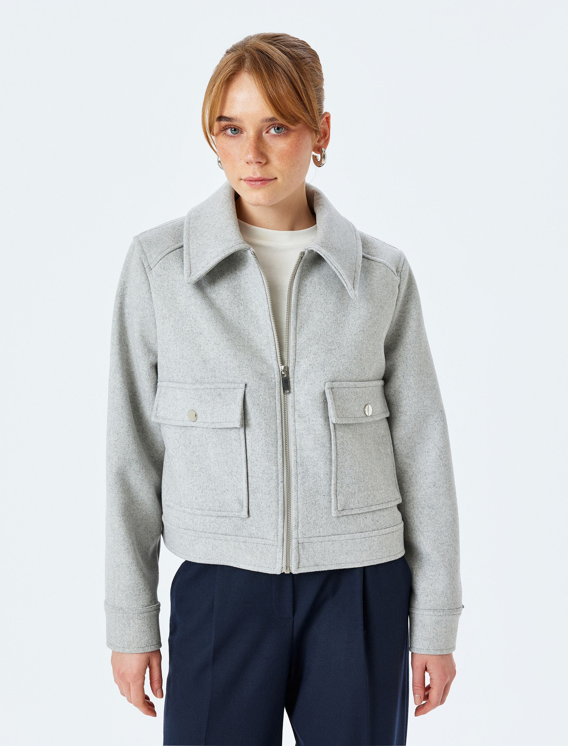   Uzun Kollu Fermuar Detaylı Crop Ceket