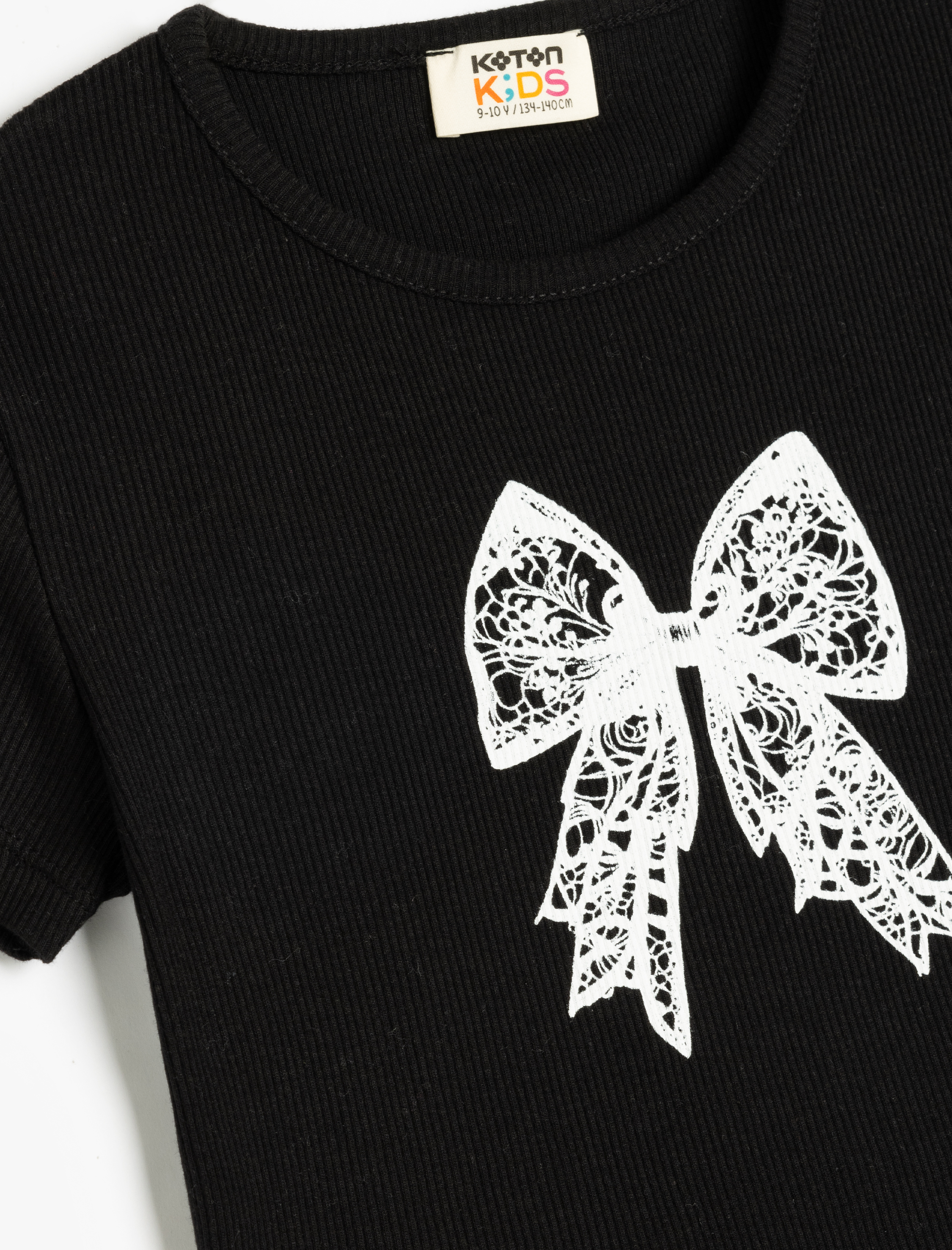  Kız Çocuk Bisiklet Yaka Kısa Kollu Fiyonk Detaylı Pamuklu Tişört