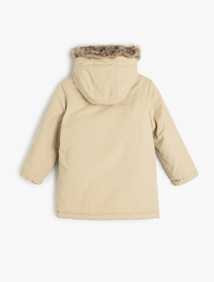 Erkek Çocuk Suni Kürk Detaylı Kapaklı Cepli Kapşonlu  Mont