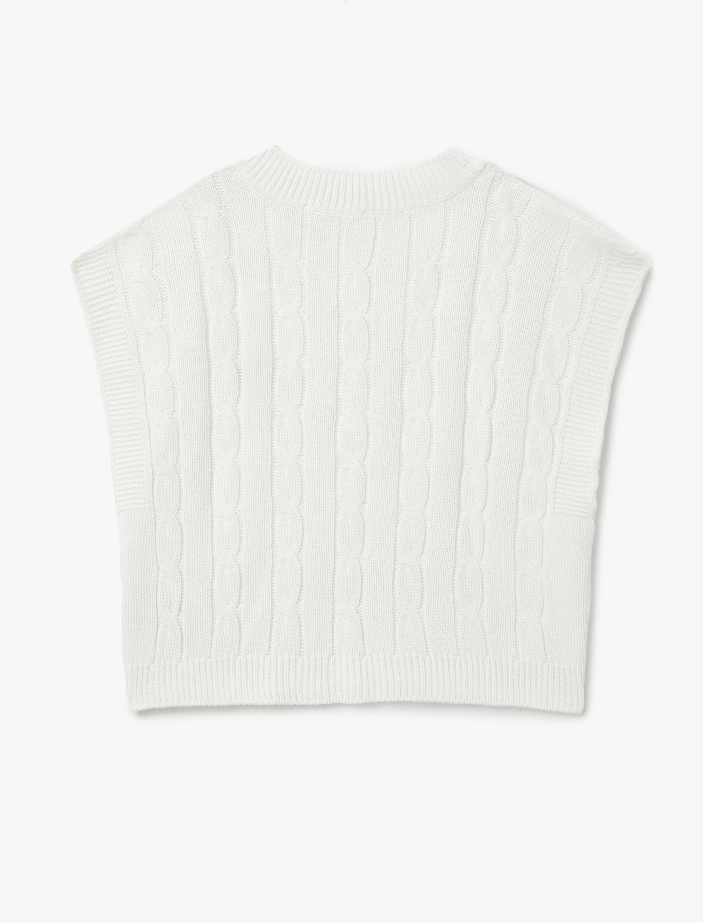   Nakış Detaylı V Yaka Oversize Saç Örgü Süveter