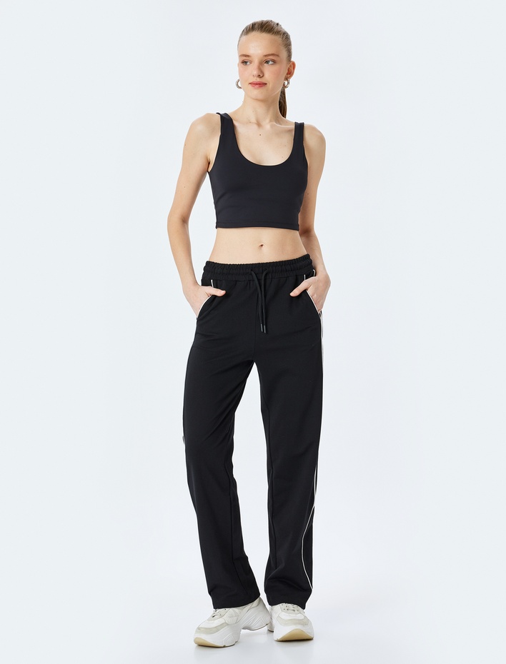  Slim Fit Kolsuz U Yaka Kaplı  Sporcu Sütyeni