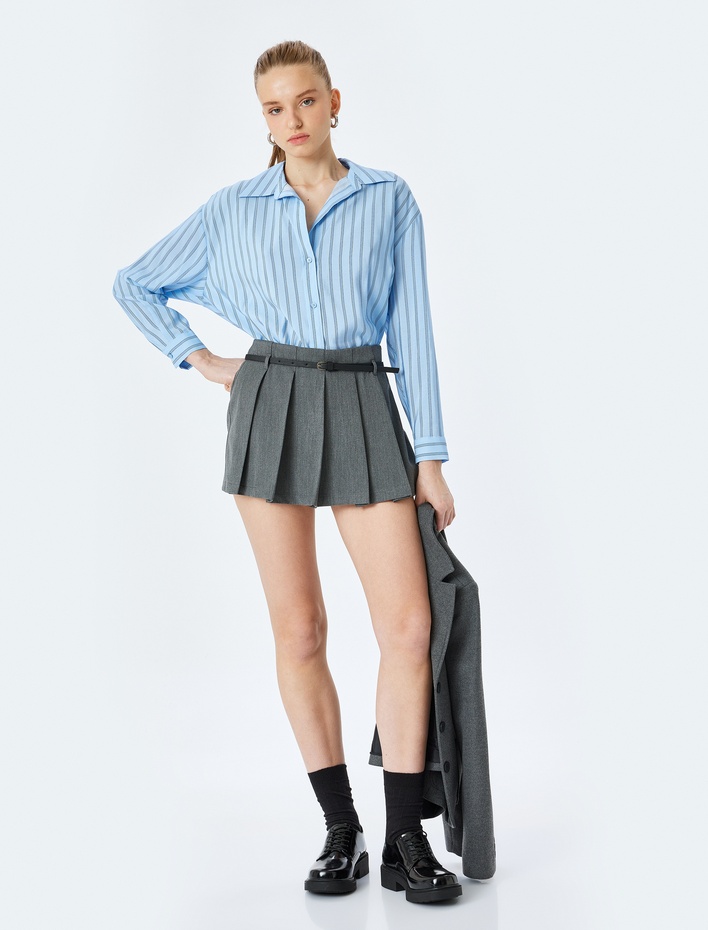  Kemer Detaylı Pileli Mini Şort Etek