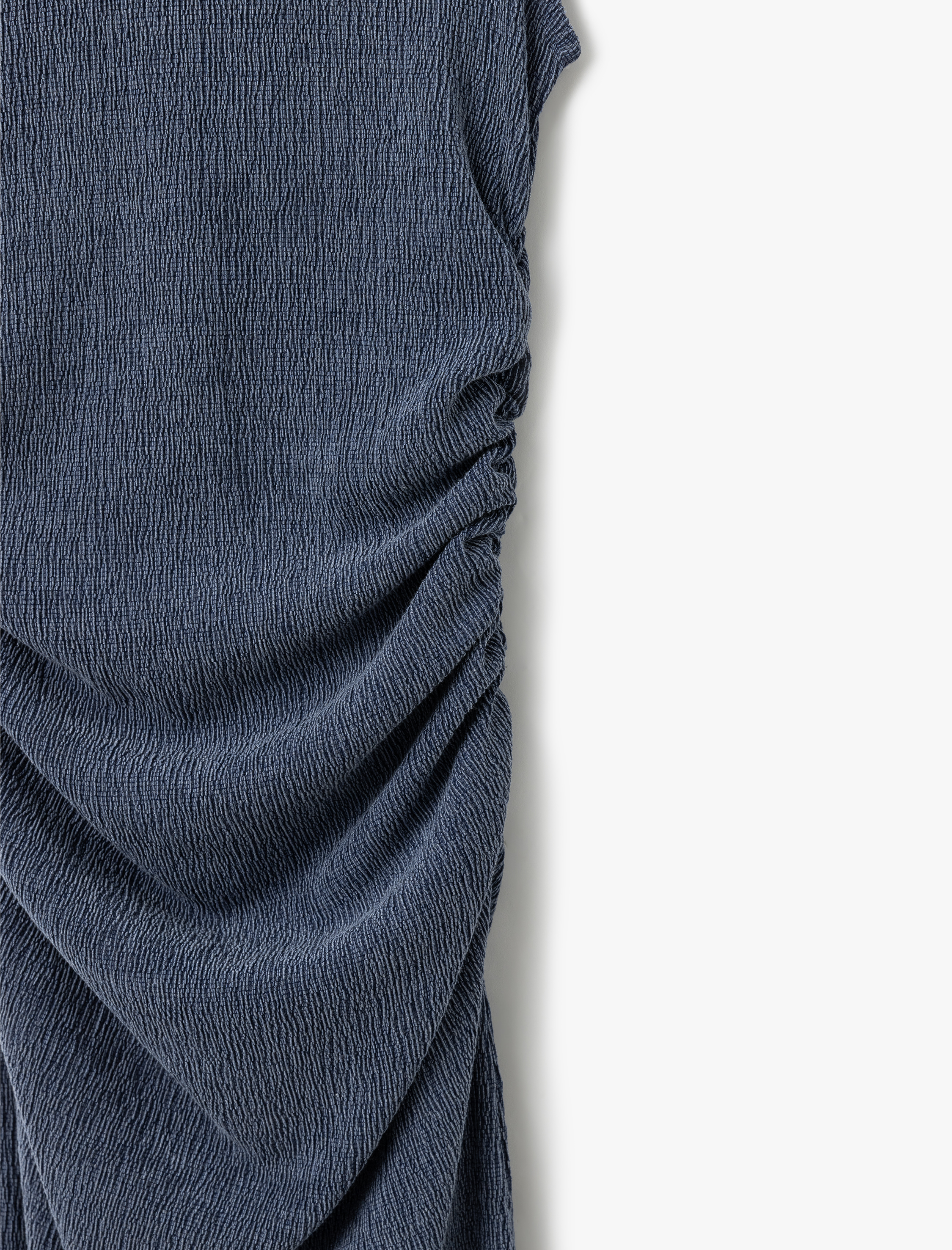 Drape Detaylı Bisiklet Yaka Kolsuz Uzun Elbise