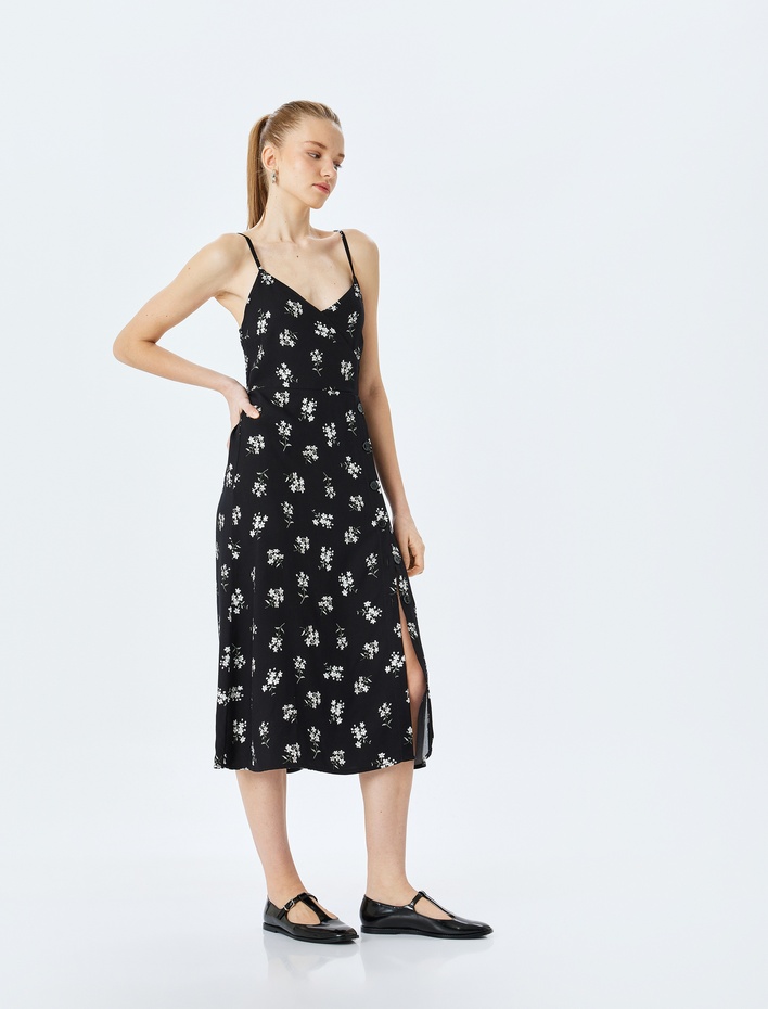  İp Askılı Kruvaze Yaka Çiçekli Düğmeli Viskon Midi Elbise