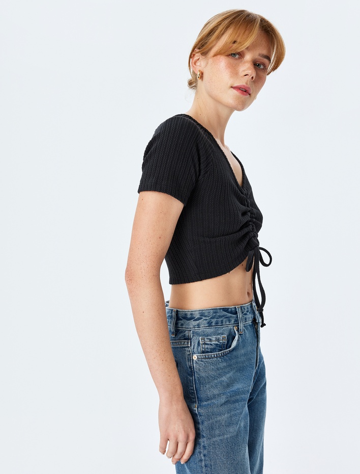  Büzgülü Slim Fit V Yaka Kısa Kollu Crop Tişört