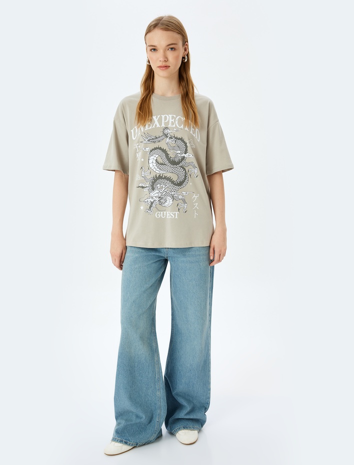  Slogan Baskılı Bisiklet Yaka Kısa Kollu Oversize Tişört